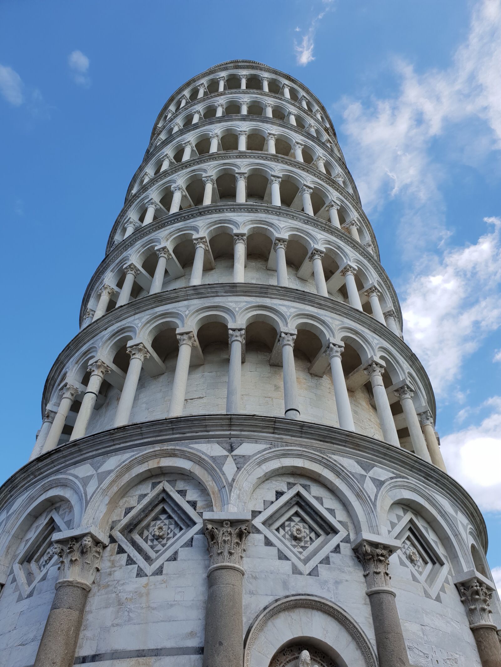Samsung Galaxy S9 sample photo. Pisa, tower, askew photography