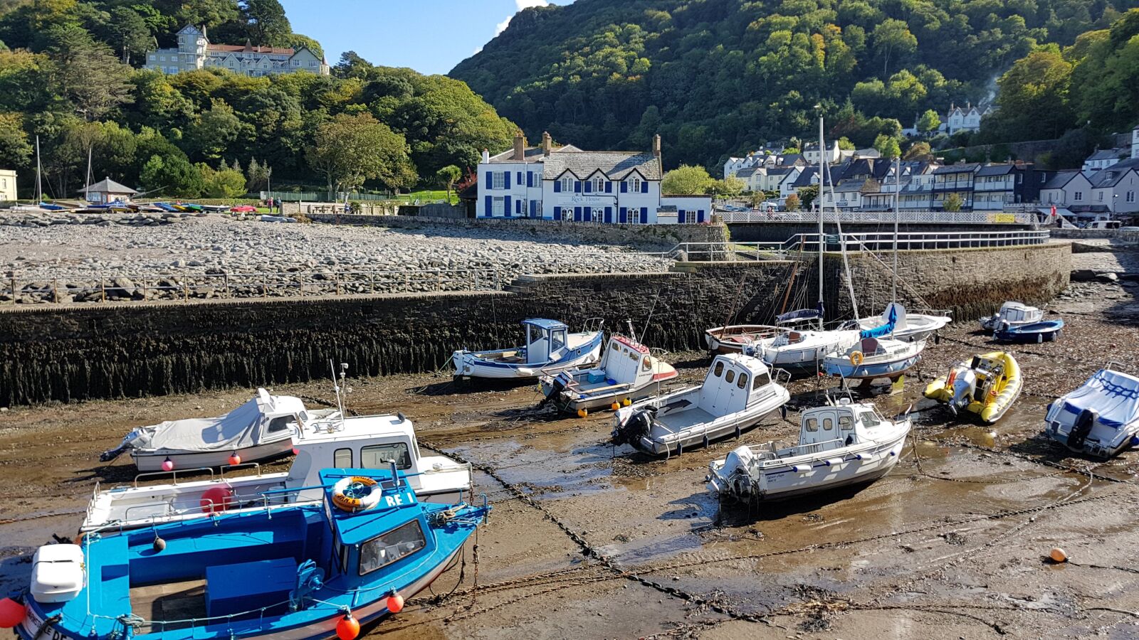 Samsung Galaxy S8+ sample photo. Lynmouth, boats, devon photography