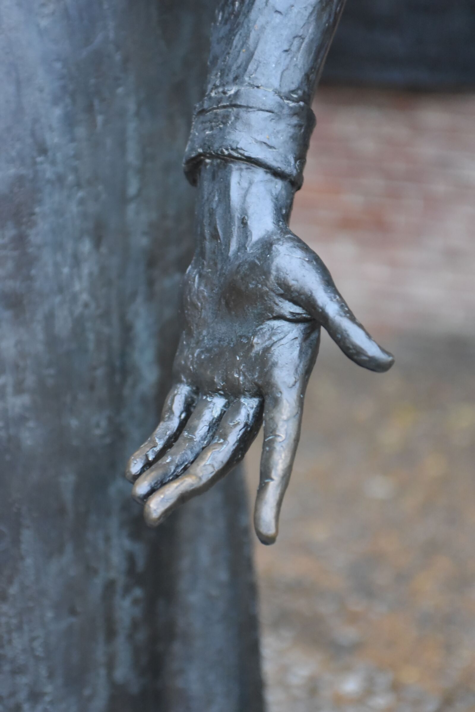 Nikon D750 sample photo. Hand, statue, aid photography