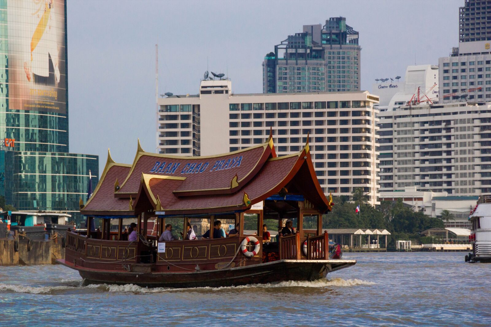 Canon EOS 550D (EOS Rebel T2i / EOS Kiss X4) sample photo. Boat, travel, tourism photography