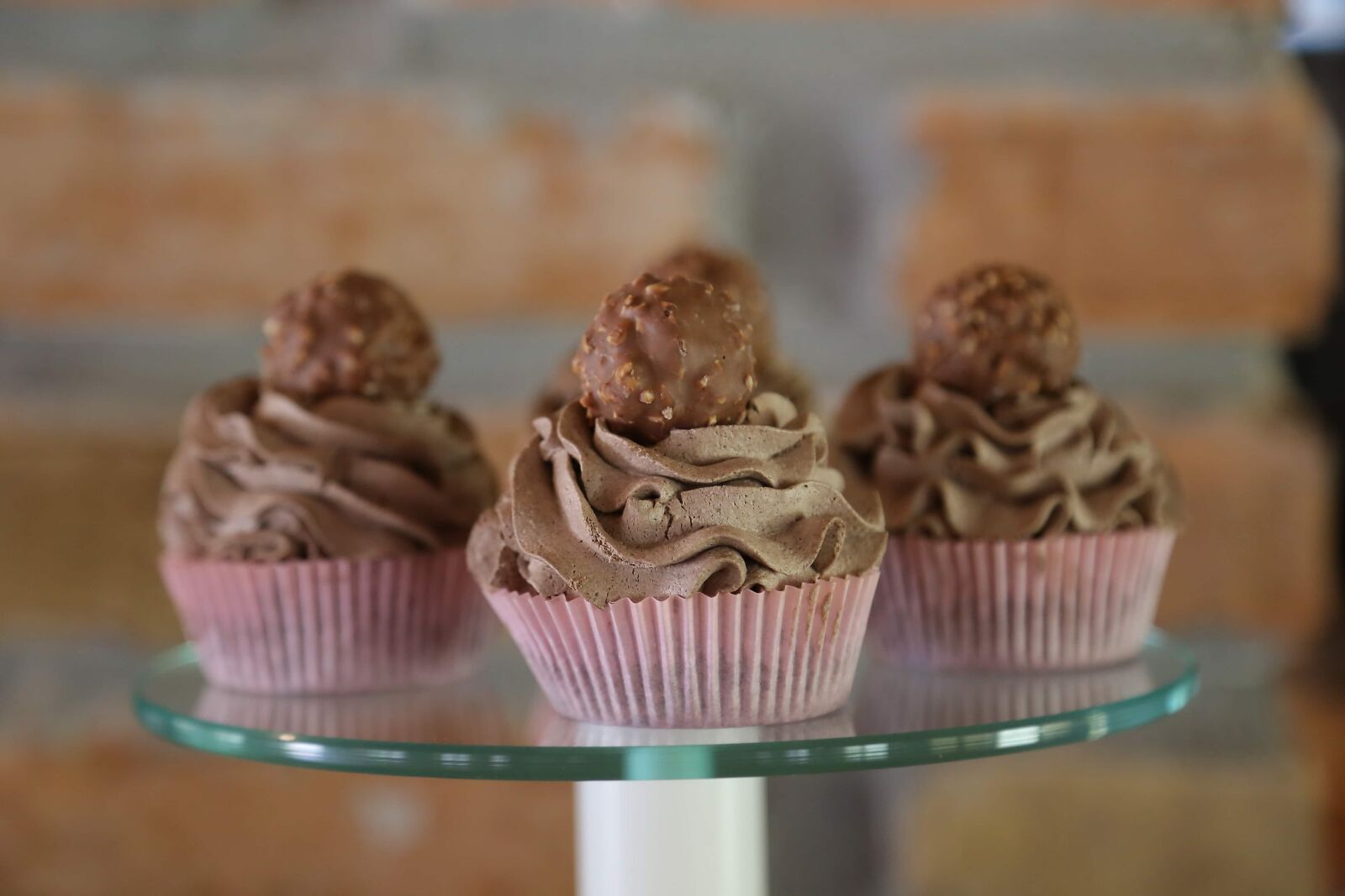Canon EF 24-105mm F4L IS USM sample photo. Peanuts, cupcake, chocolate, milk photography