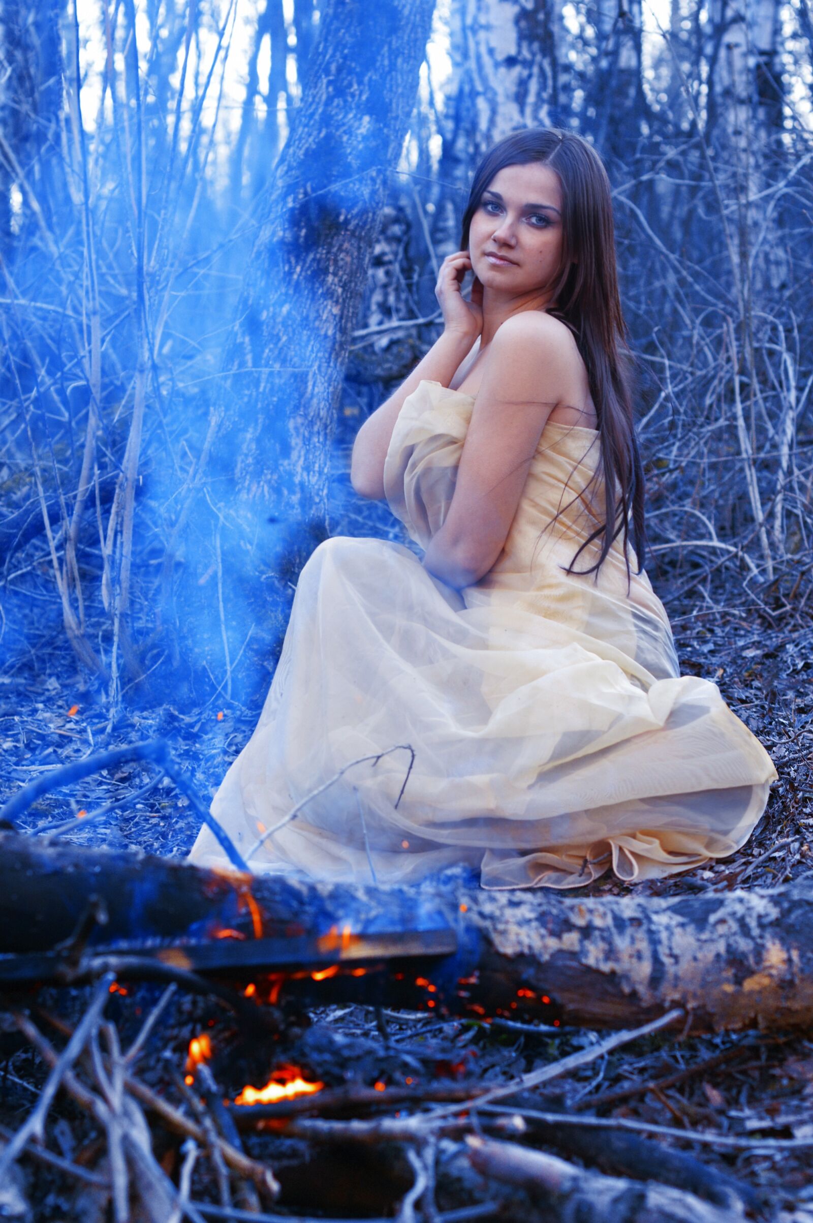 Nikon D3200 sample photo. Beautiful girl around the photography