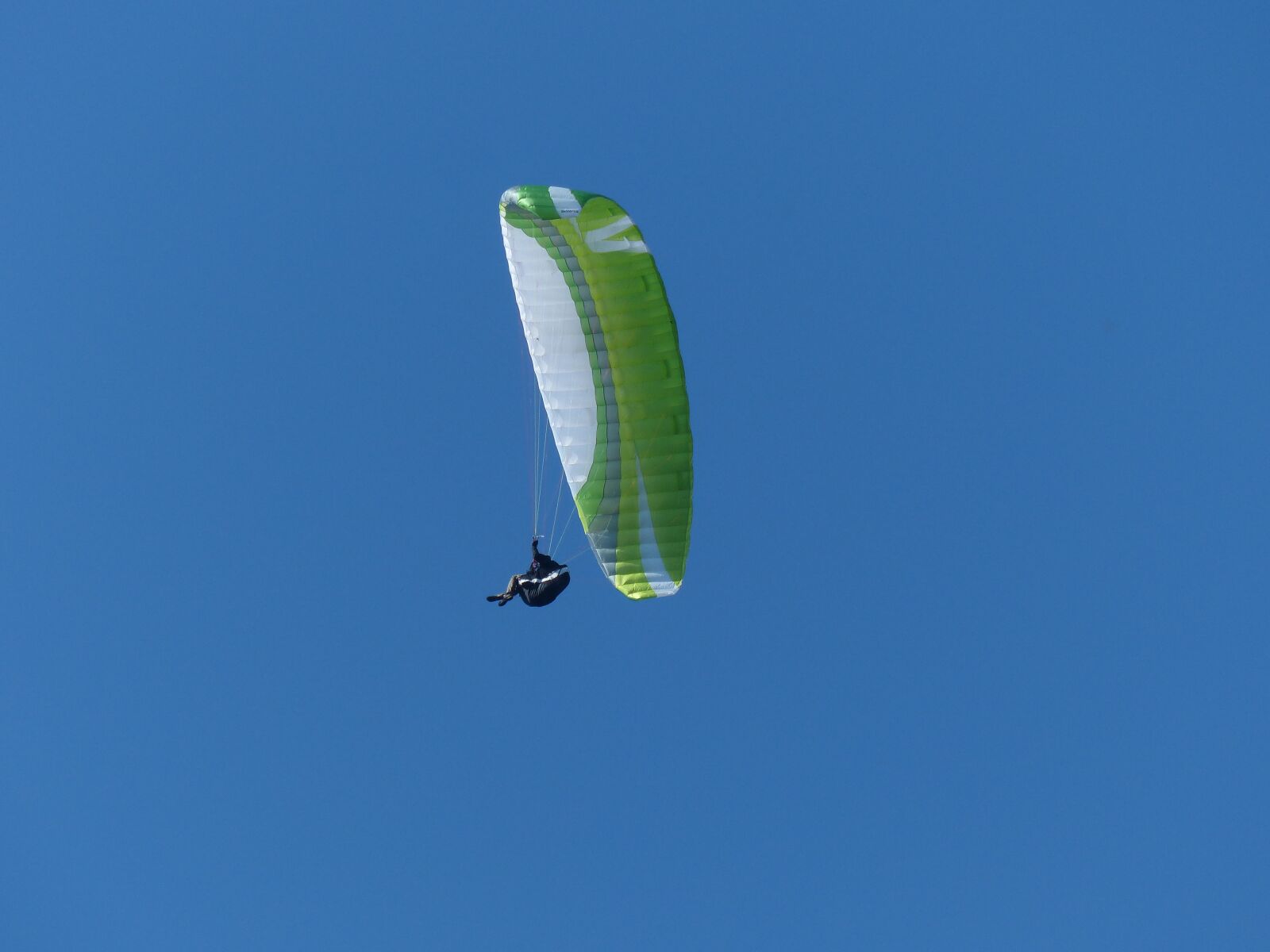 Panasonic Lumix DMC-FZ200 sample photo. Paragliding, kandel, freedom photography