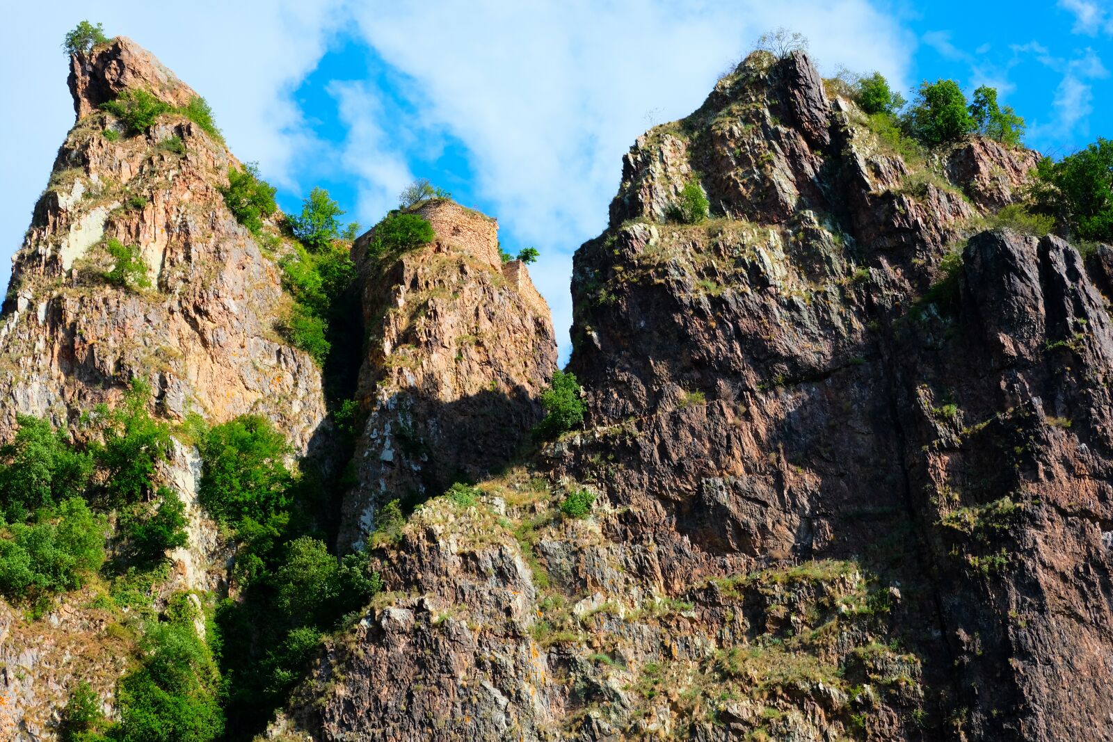 Fujifilm X-T20 sample photo. Roth rock, rock, bad photography