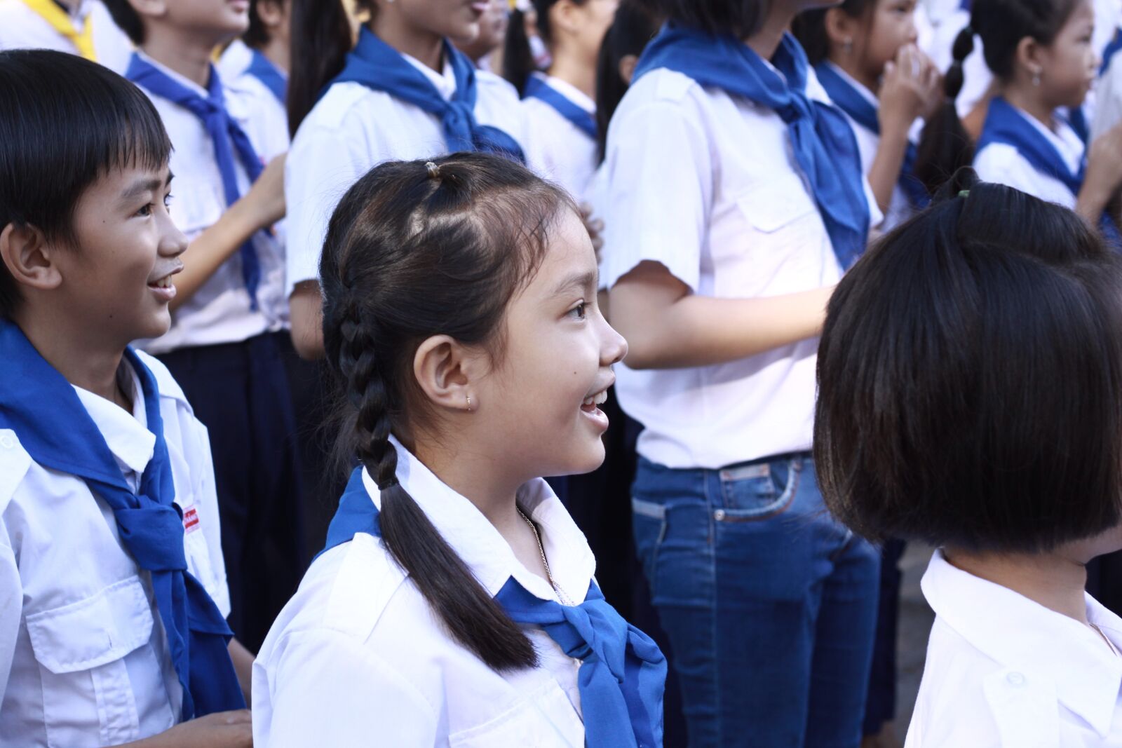 Canon EOS 50D sample photo. Child, church, catholic photography