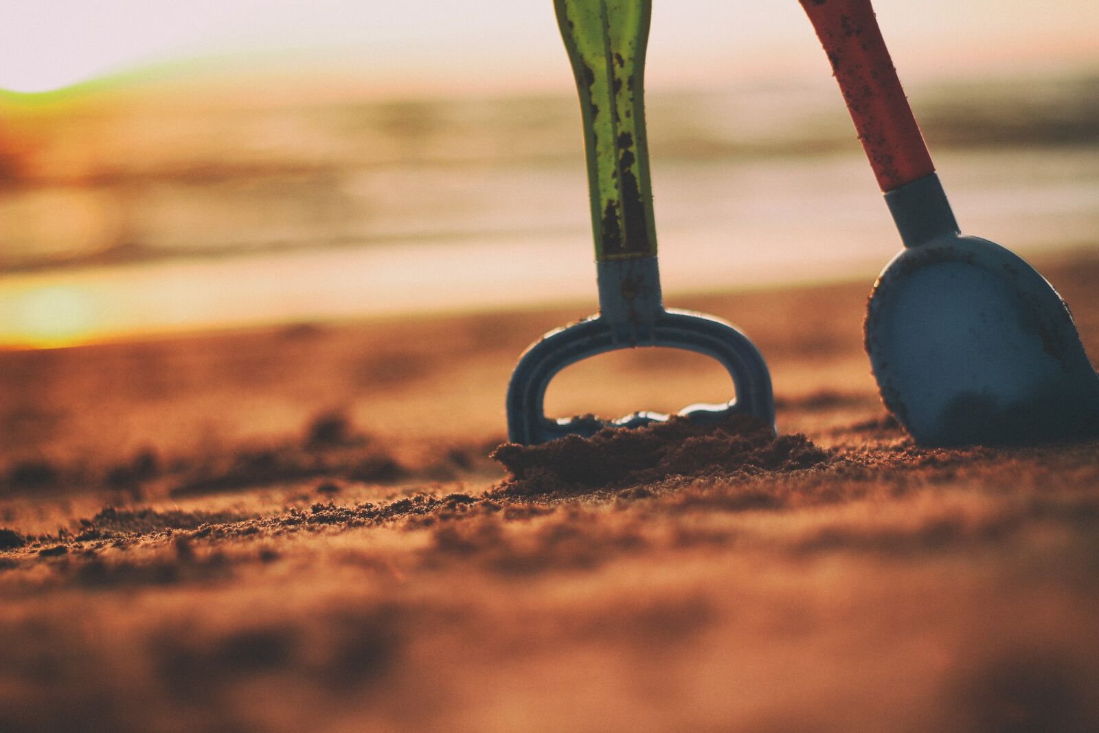 Canon EF 50mm F1.8 II sample photo. Sand, beach, sunset photography