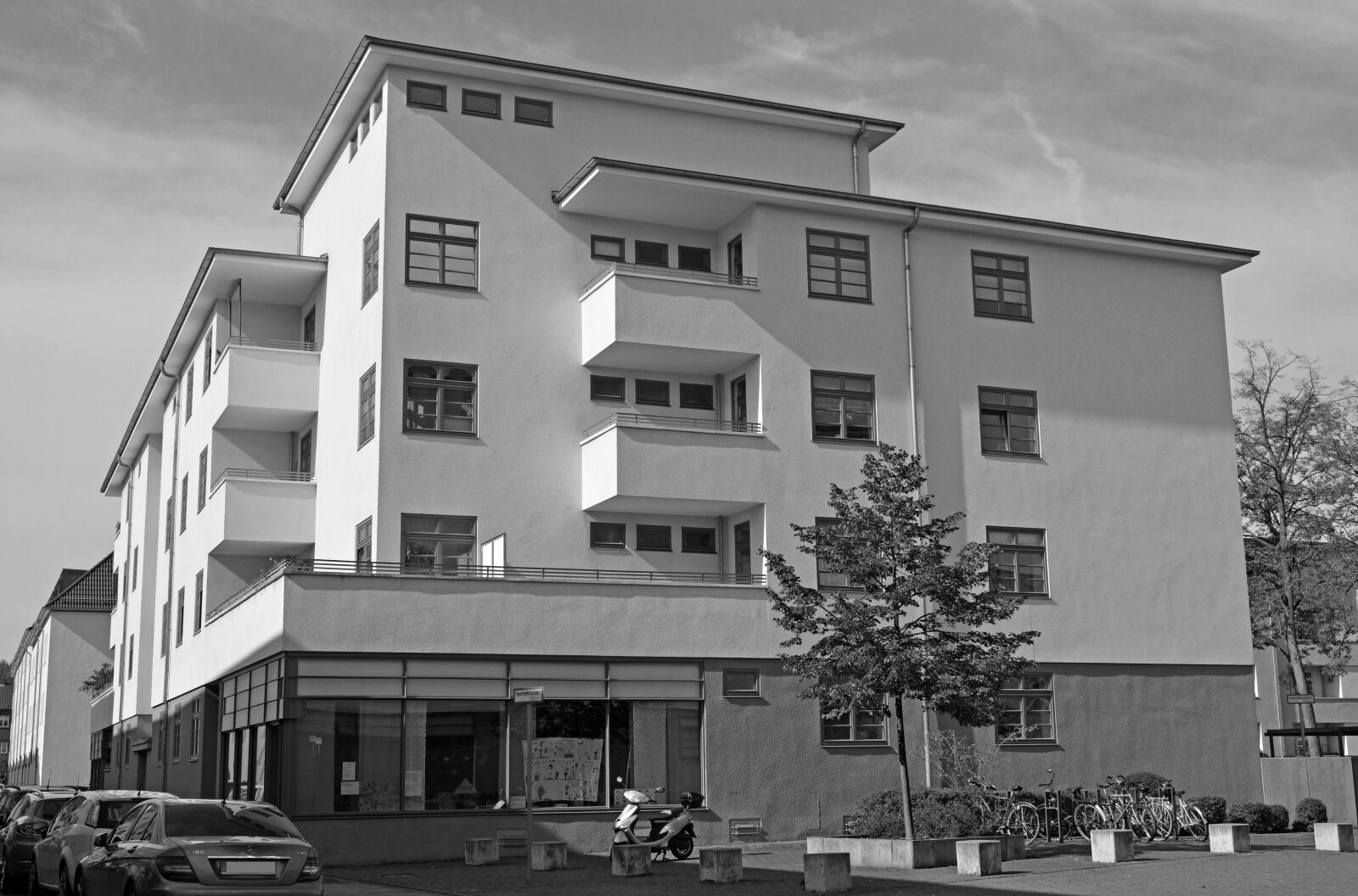 Nikon D5200 sample photo. Bauhaus, architecture, cologne photography