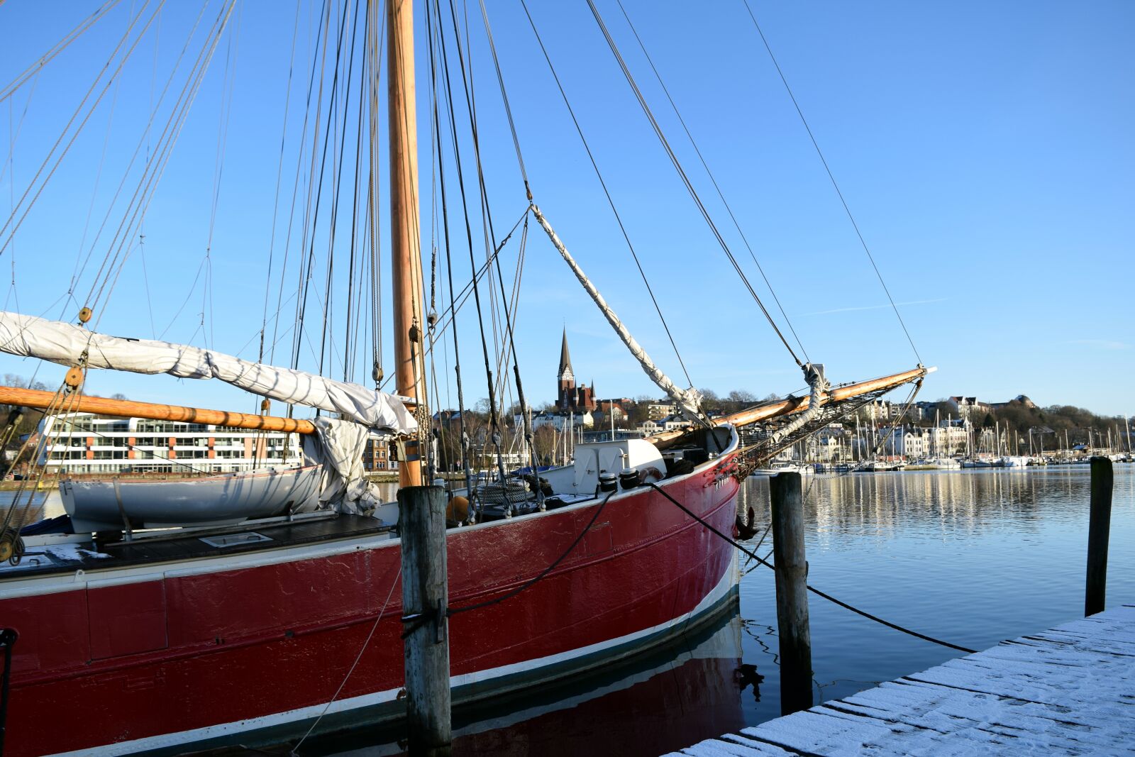 Nikon D5300 sample photo. Ship, sailor, water photography