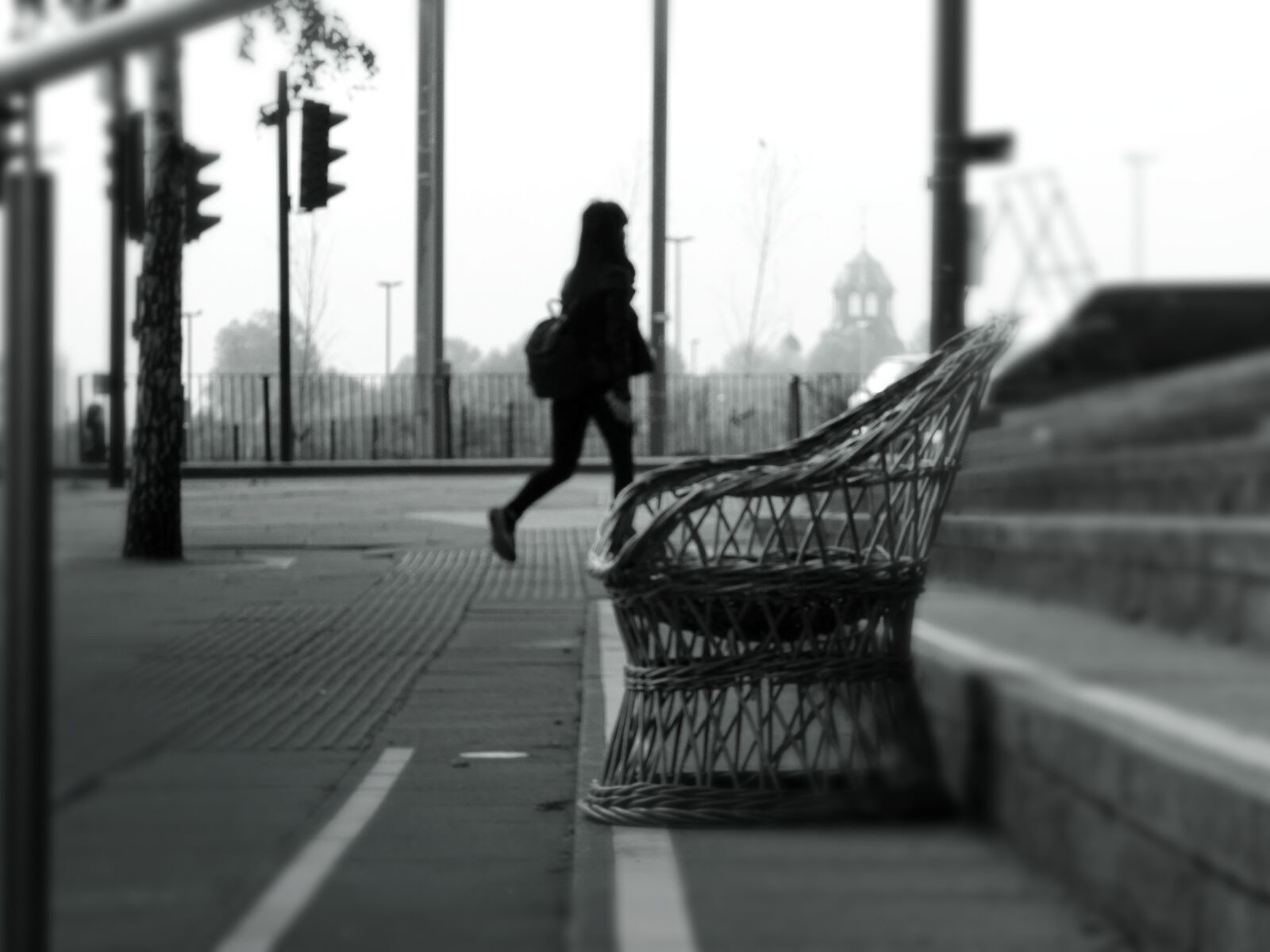 Sony DSC-HX60 sample photo. Black, and, white, blur photography