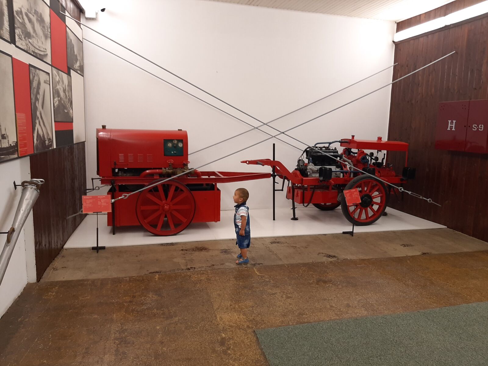 Samsung SM-A307FN sample photo. Museum, tehnical museum, tehnical photography