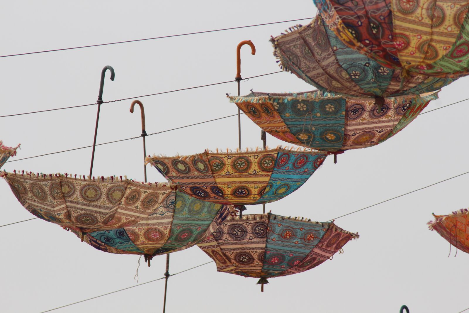 Canon EOS 700D (EOS Rebel T5i / EOS Kiss X7i) sample photo. Umbrella, traditional, culture photography