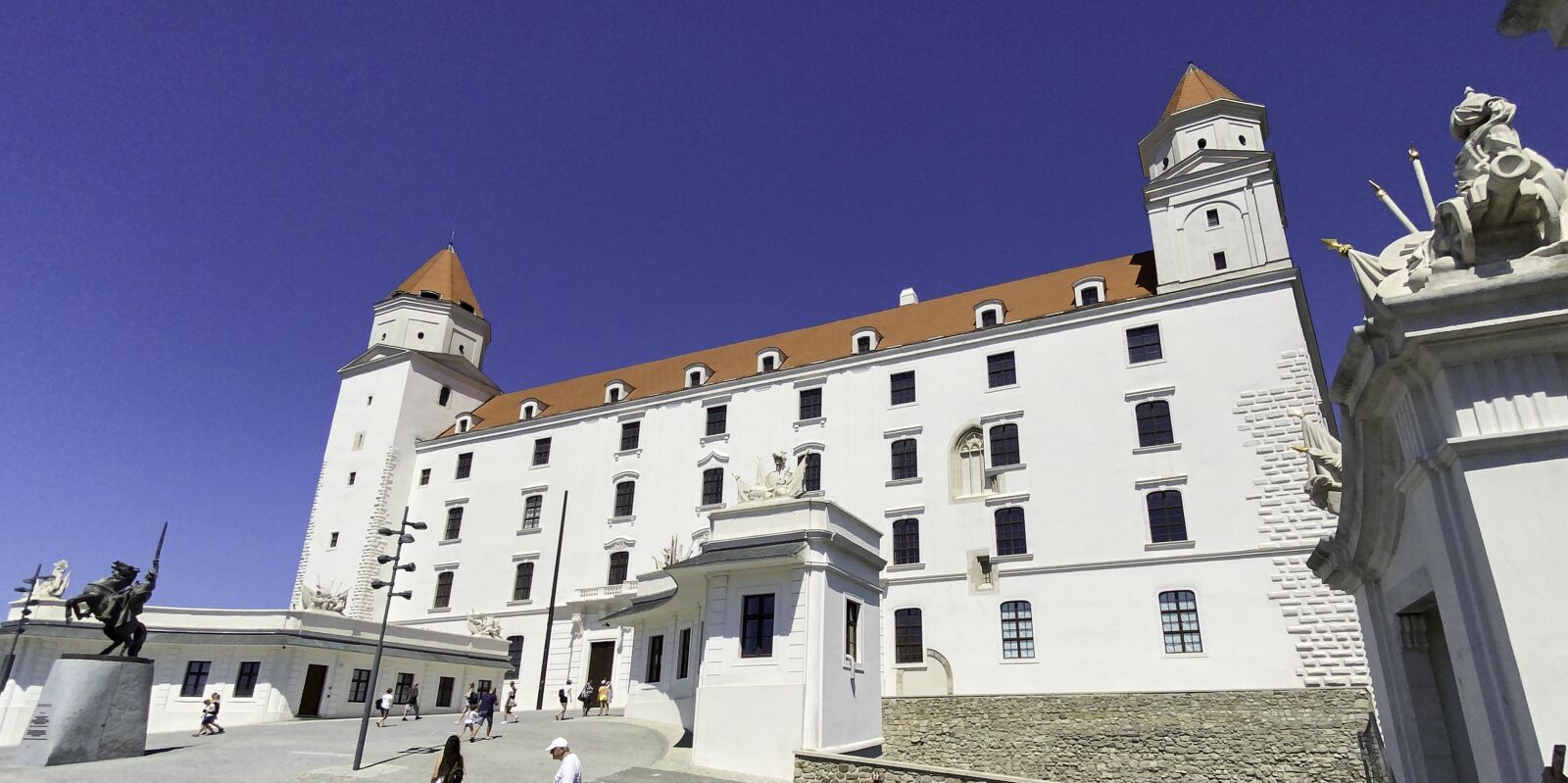 iPhone 11 Pro Max back triple camera 1.54mm f/2.4 sample photo. Bratislava castle, slovakia, castle photography