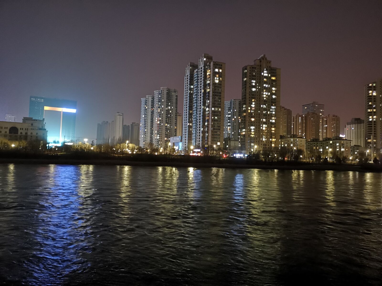 HUAWEI P20 Pro sample photo. River, night, reflection photography