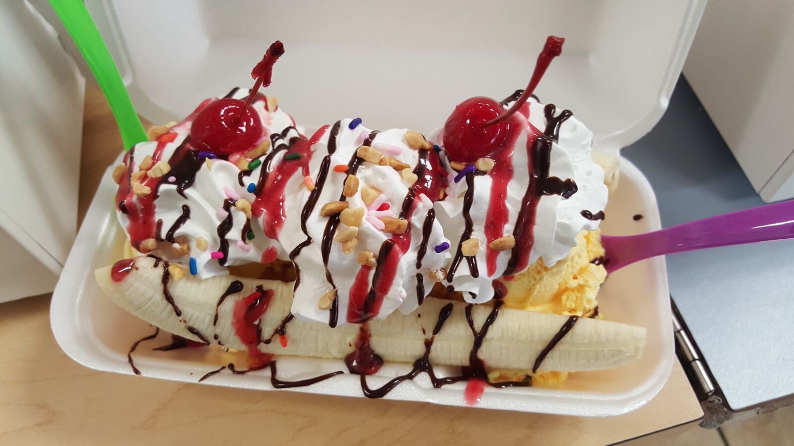 Samsung GALAXY S6 edge sample photo. Banana split, ice cream photography