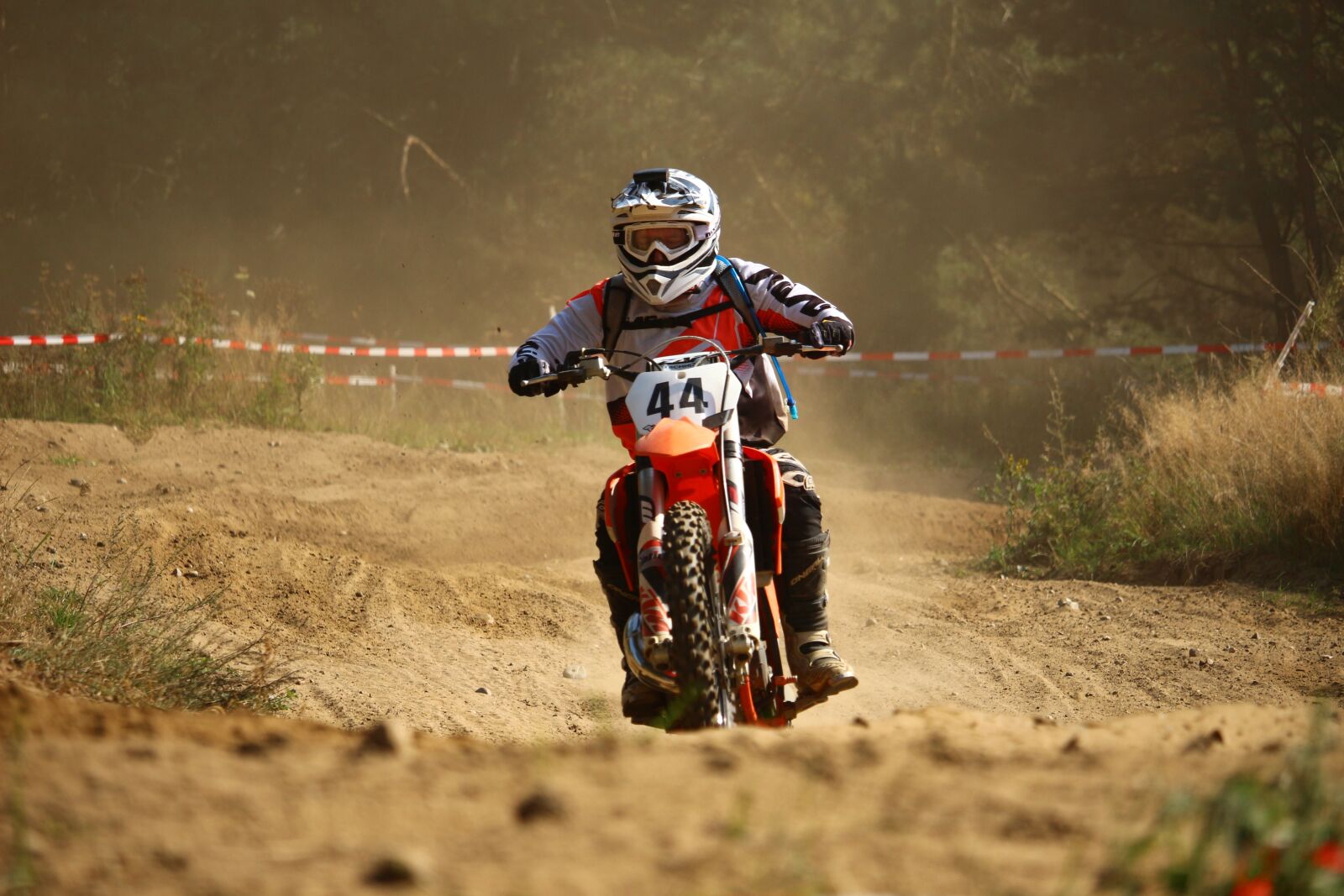 Canon EOS 100D (EOS Rebel SL1 / EOS Kiss X7) sample photo. Motocross, enduro, cross photography