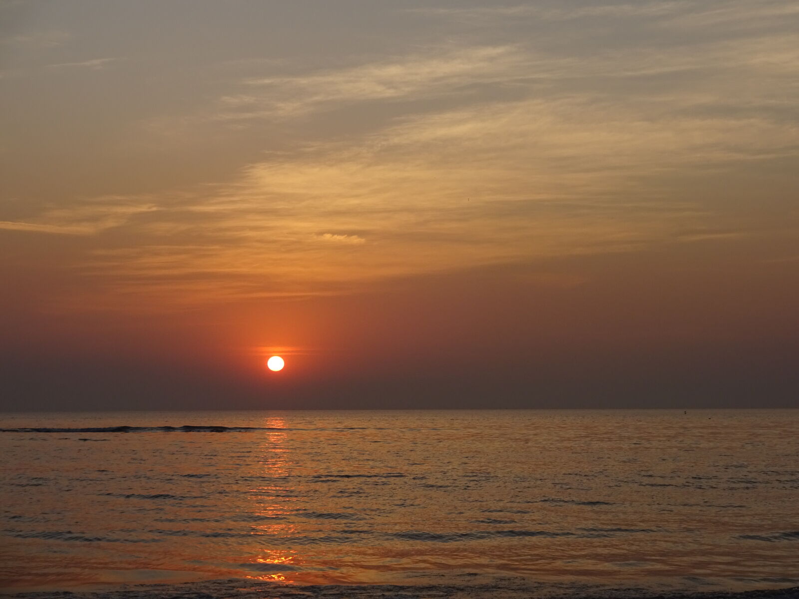Sony Cyber-shot DSC-WX220 sample photo. Juhu, beach, mumbai, sun photography