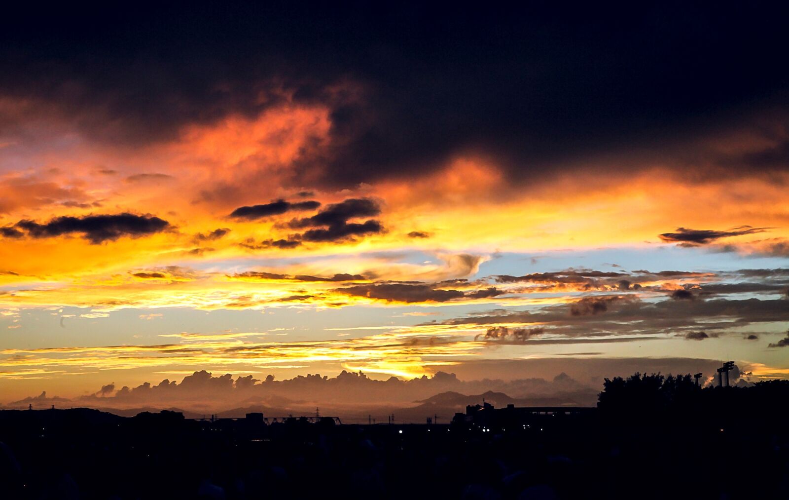 Canon EOS 5D Mark II sample photo. Sunset, summer, sky photography