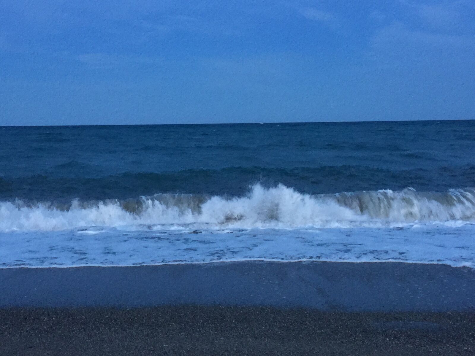iPhone 6 Plus back camera 4.15mm f/2.2 sample photo. Ocean, sea, beach photography
