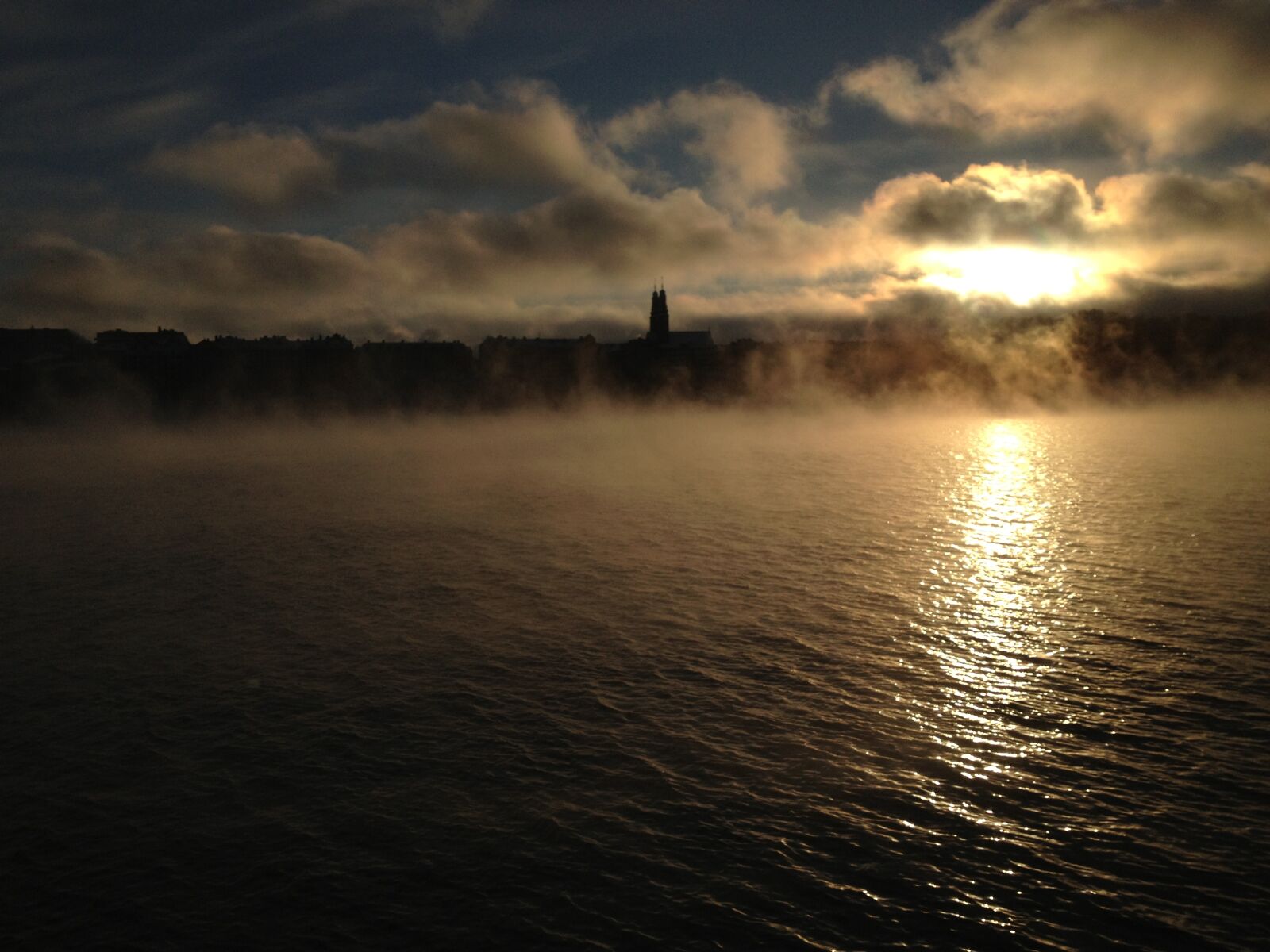 Apple iPhone 4S sample photo. Church, fog, sun, water photography