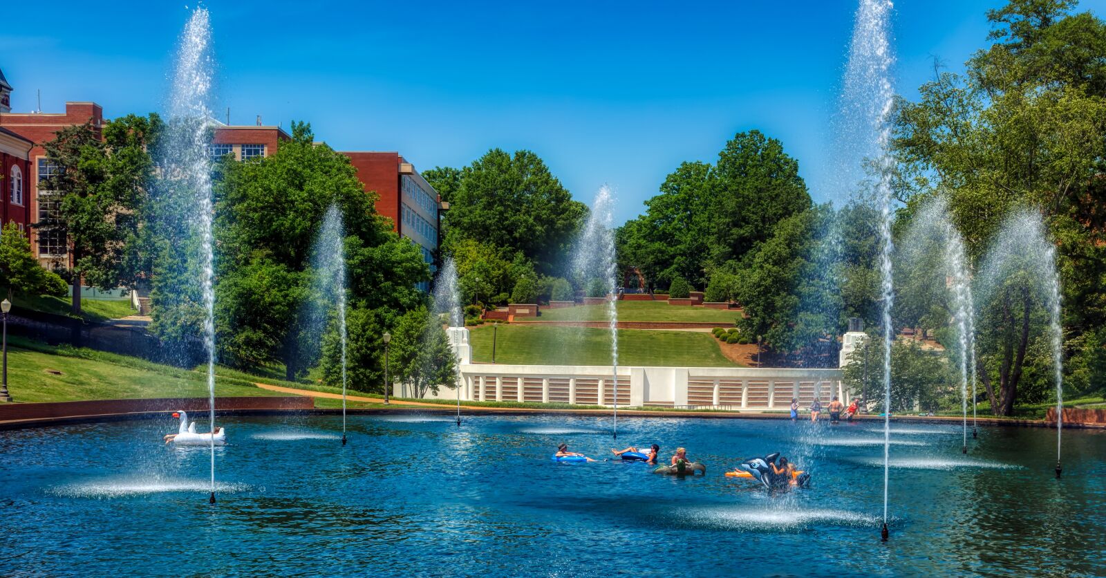 Canon EOS 5DS R + Canon EF 24-105mm F4L IS USM sample photo. Clemson university, pond, fountain photography