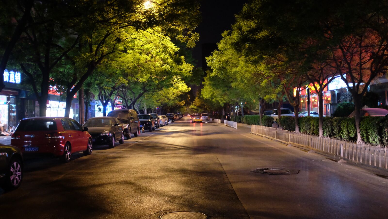 Fujifilm X100T sample photo. Night, street, beijing photography