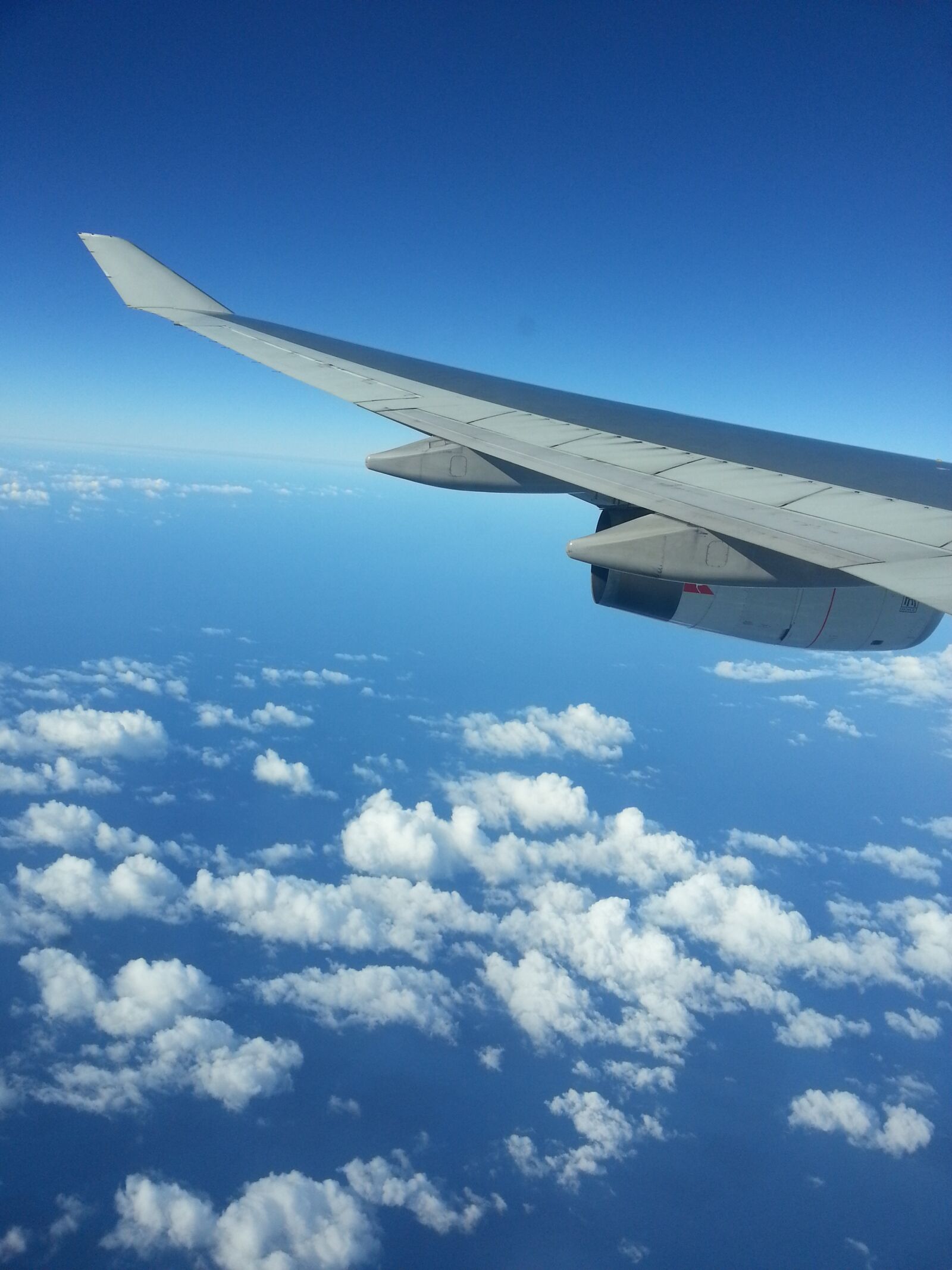Samsung Galaxy S3 sample photo. Airplane, plane, flying photography
