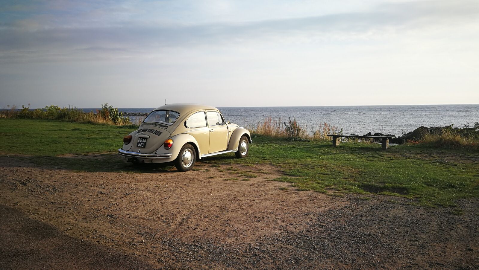 HUAWEI P10 sample photo. Car, sea, ocean photography