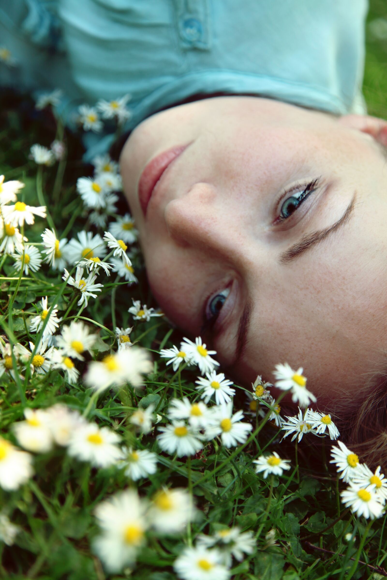 Canon EOS 5D Mark II sample photo. Woman, on, flower field photography