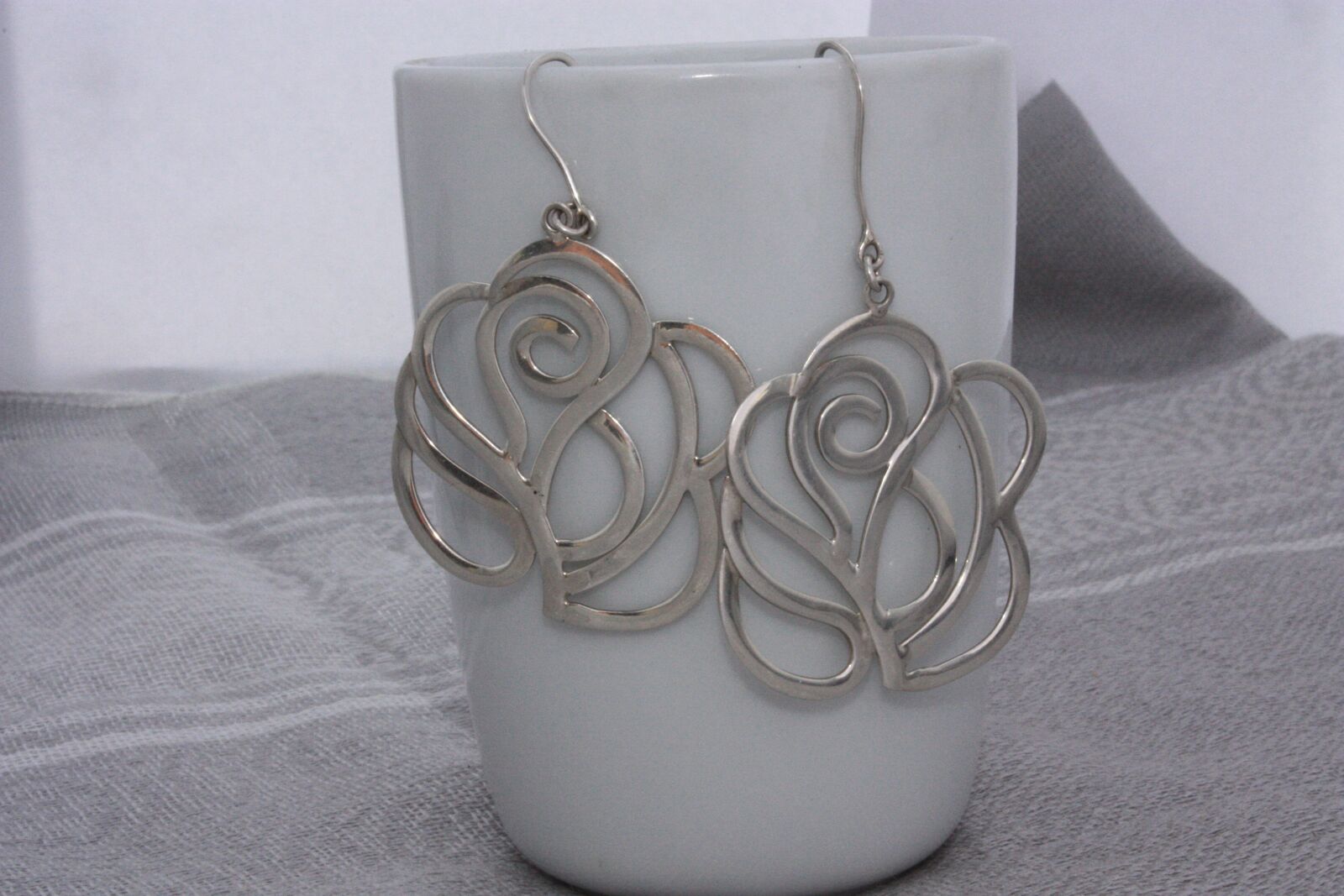Canon EOS 450D (EOS Rebel XSi / EOS Kiss X2) sample photo. Earrings in silver, handmade photography