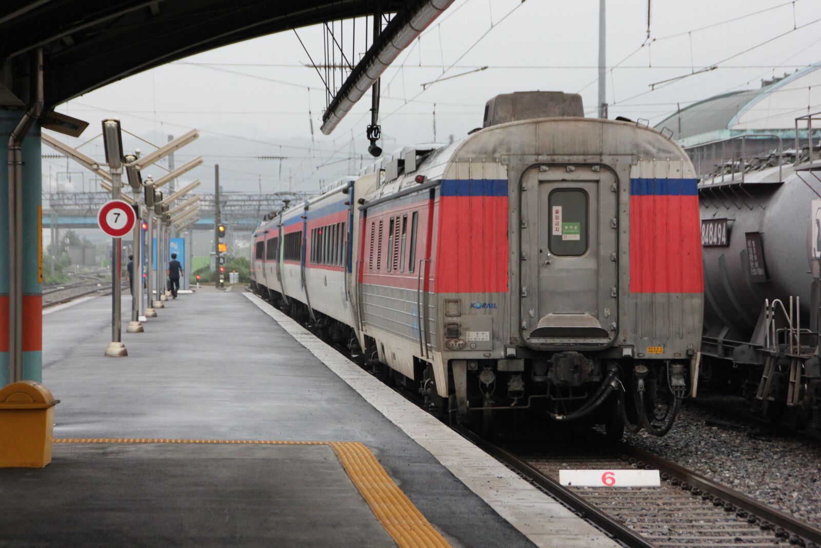 Canon EOS 600D (Rebel EOS T3i / EOS Kiss X5) sample photo. Train, railway, transportation photography