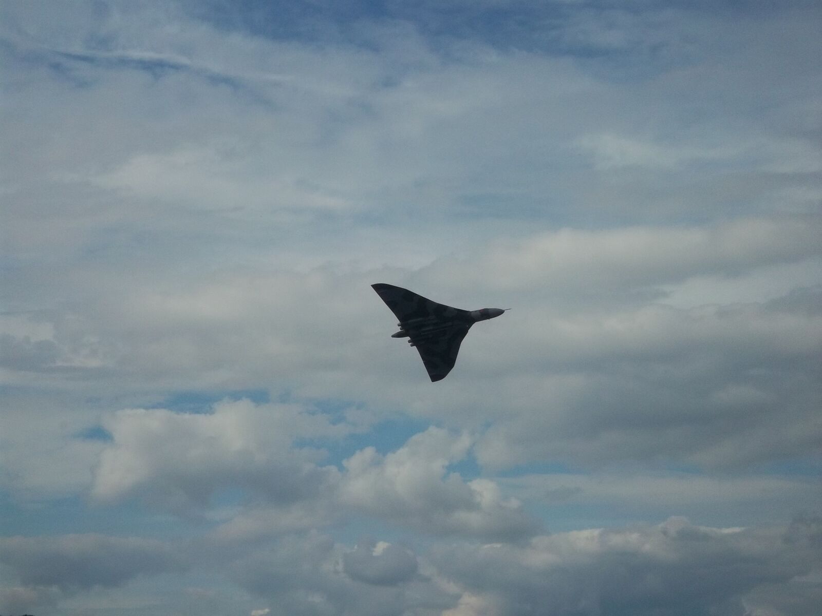 Kodak EASYSHARE C143 DIGITAL CAMERA sample photo. Plane, vulcan, bomber photography