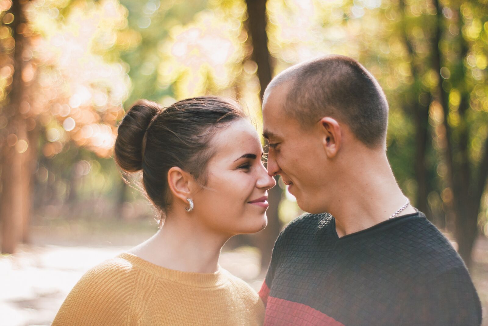 Canon EOS 700D (EOS Rebel T5i / EOS Kiss X7i) sample photo. Love, couple, sweethearts photography
