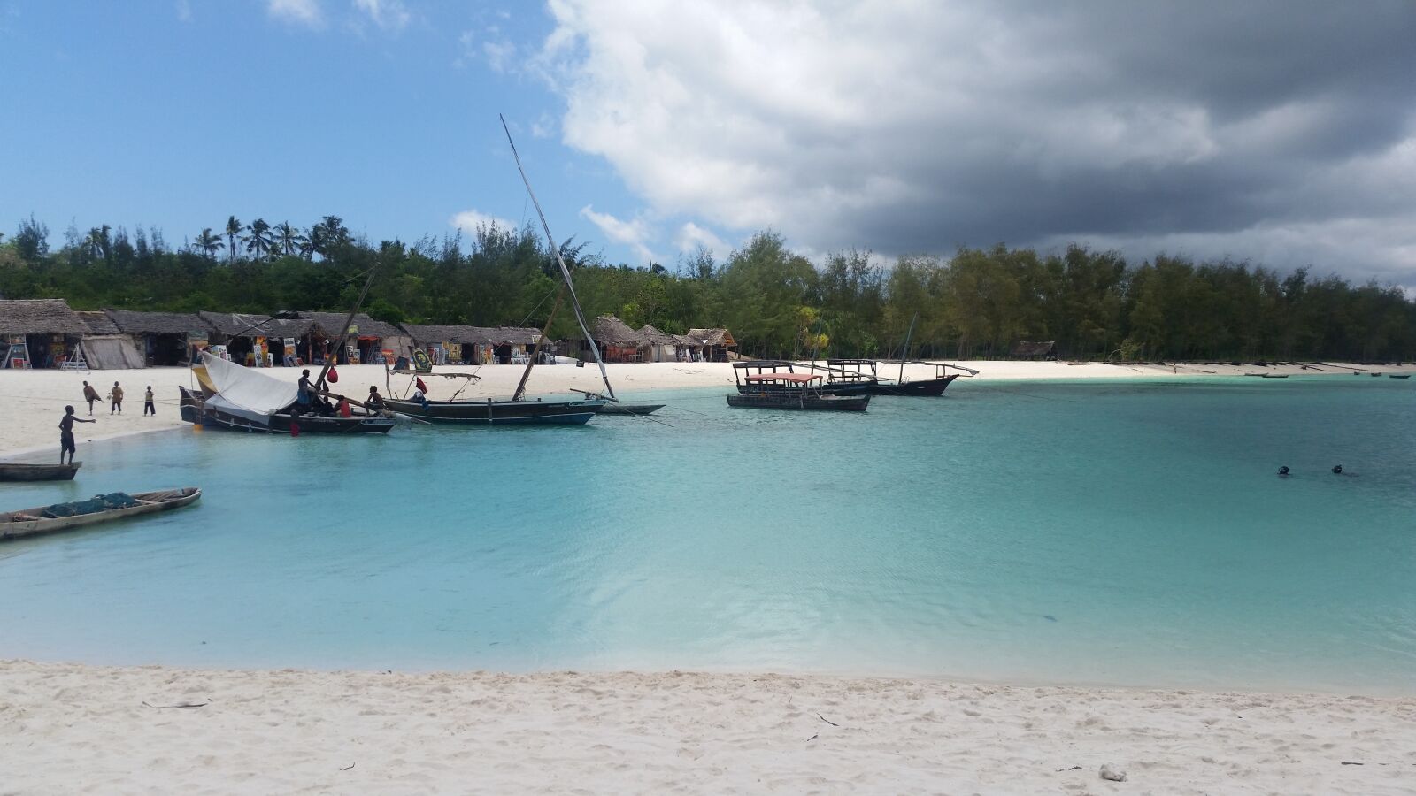 Samsung Galaxy S5 sample photo. Zanzibar, beach, tropical photography
