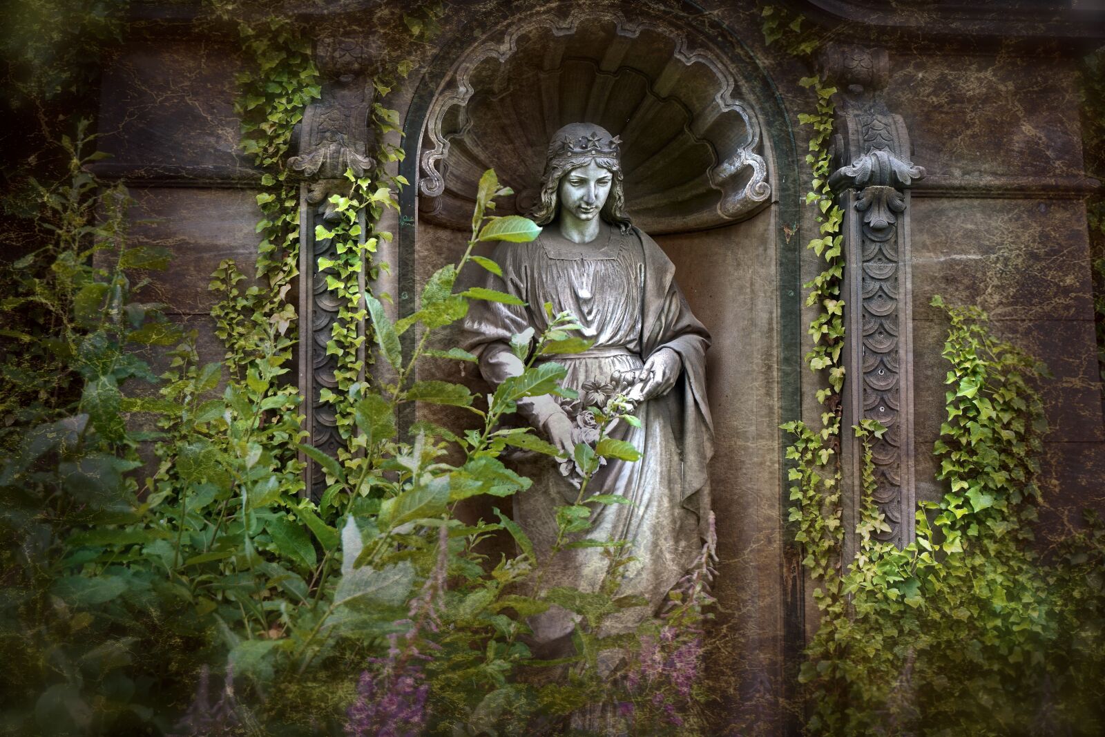 Sony a6000 sample photo. Angel, figure, cemetery photography