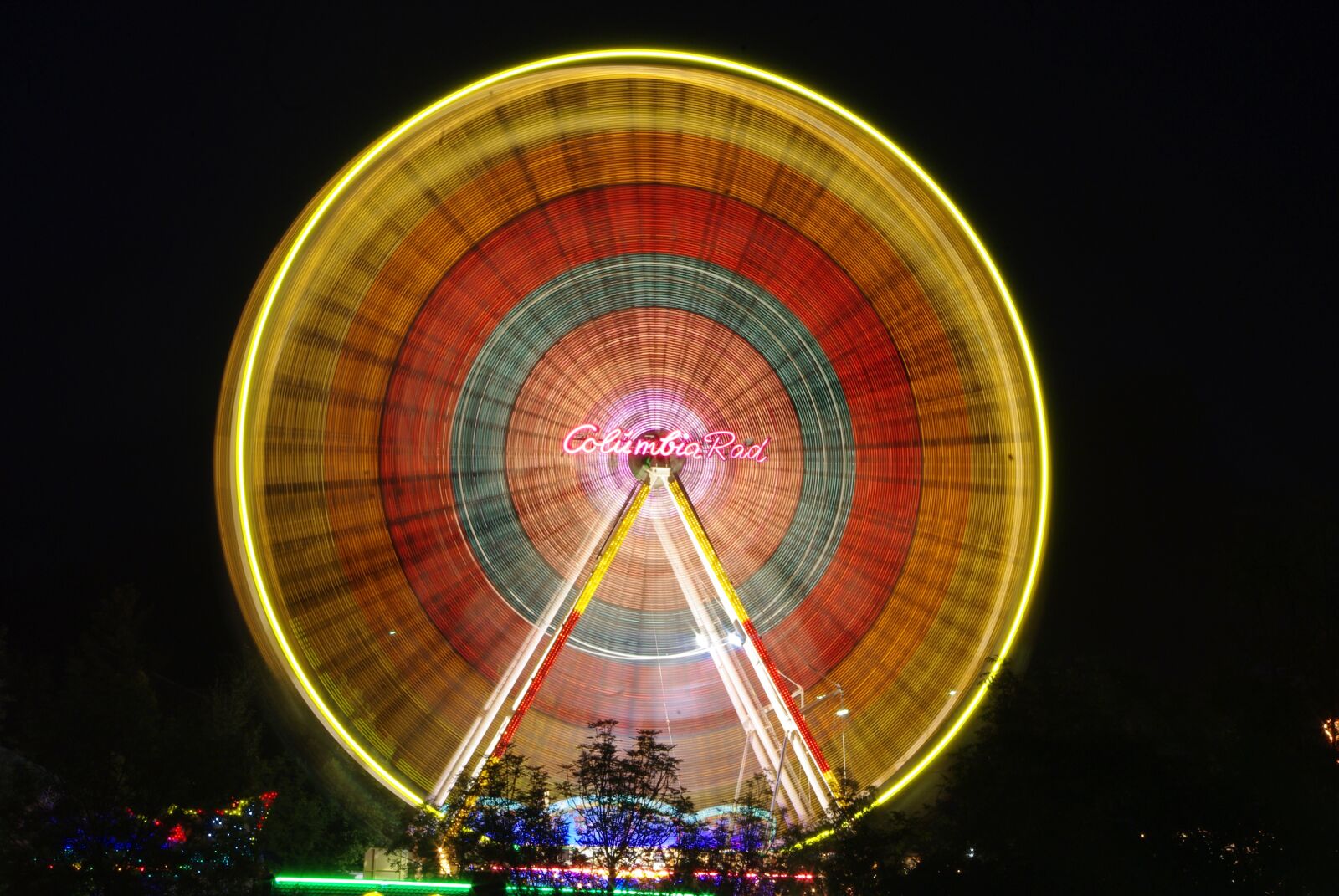 Pentax K-m (K2000) sample photo. Ferris wheel, fair, year photography