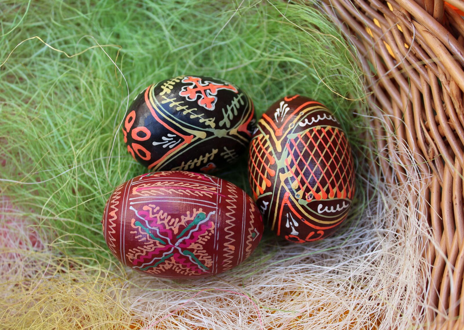 Canon EOS 1200D (EOS Rebel T5 / EOS Kiss X70 / EOS Hi) sample photo. Eggs, easter eggs, colorful photography