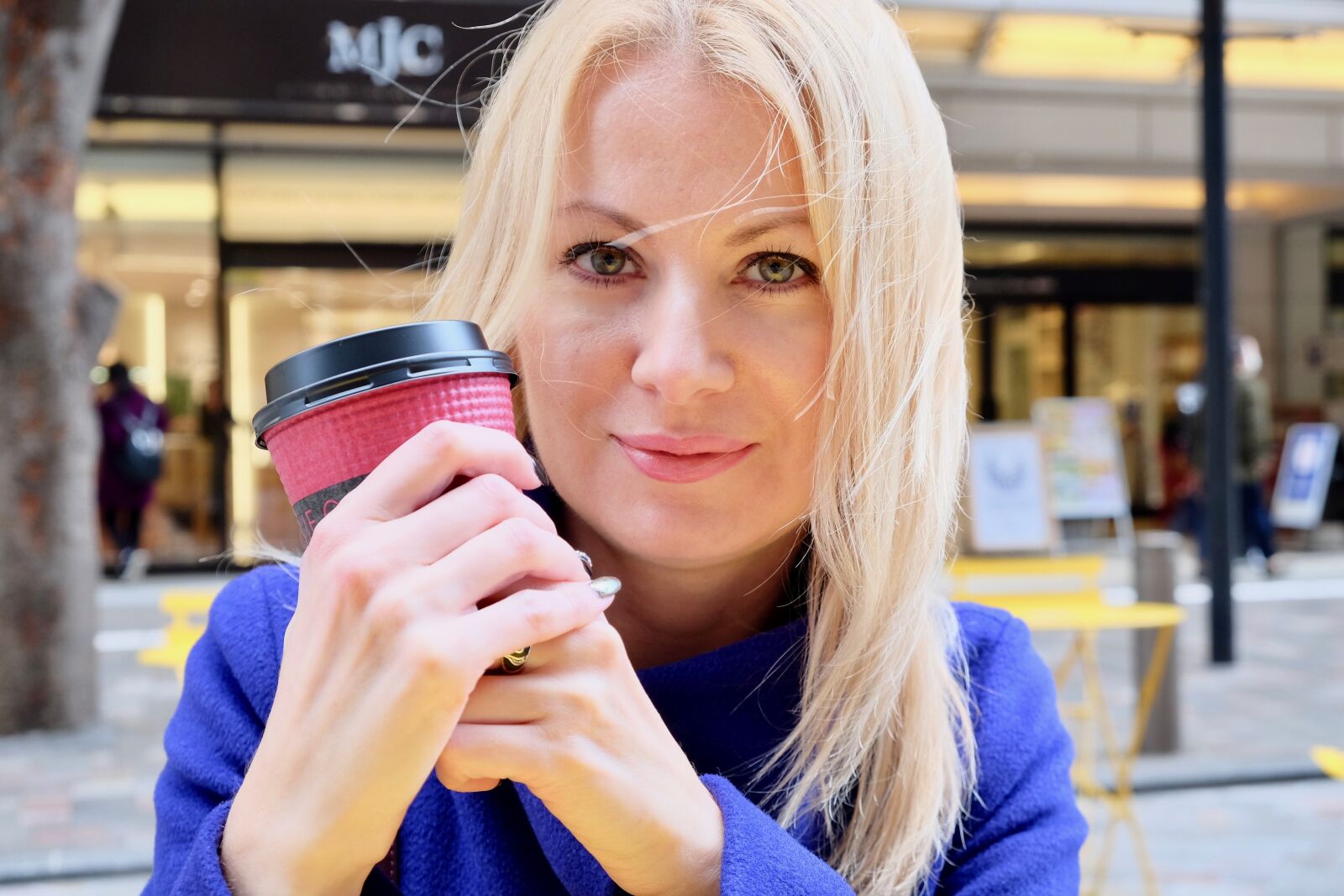 Fujifilm X-T10 sample photo. Beautiful, woman, coffee photography