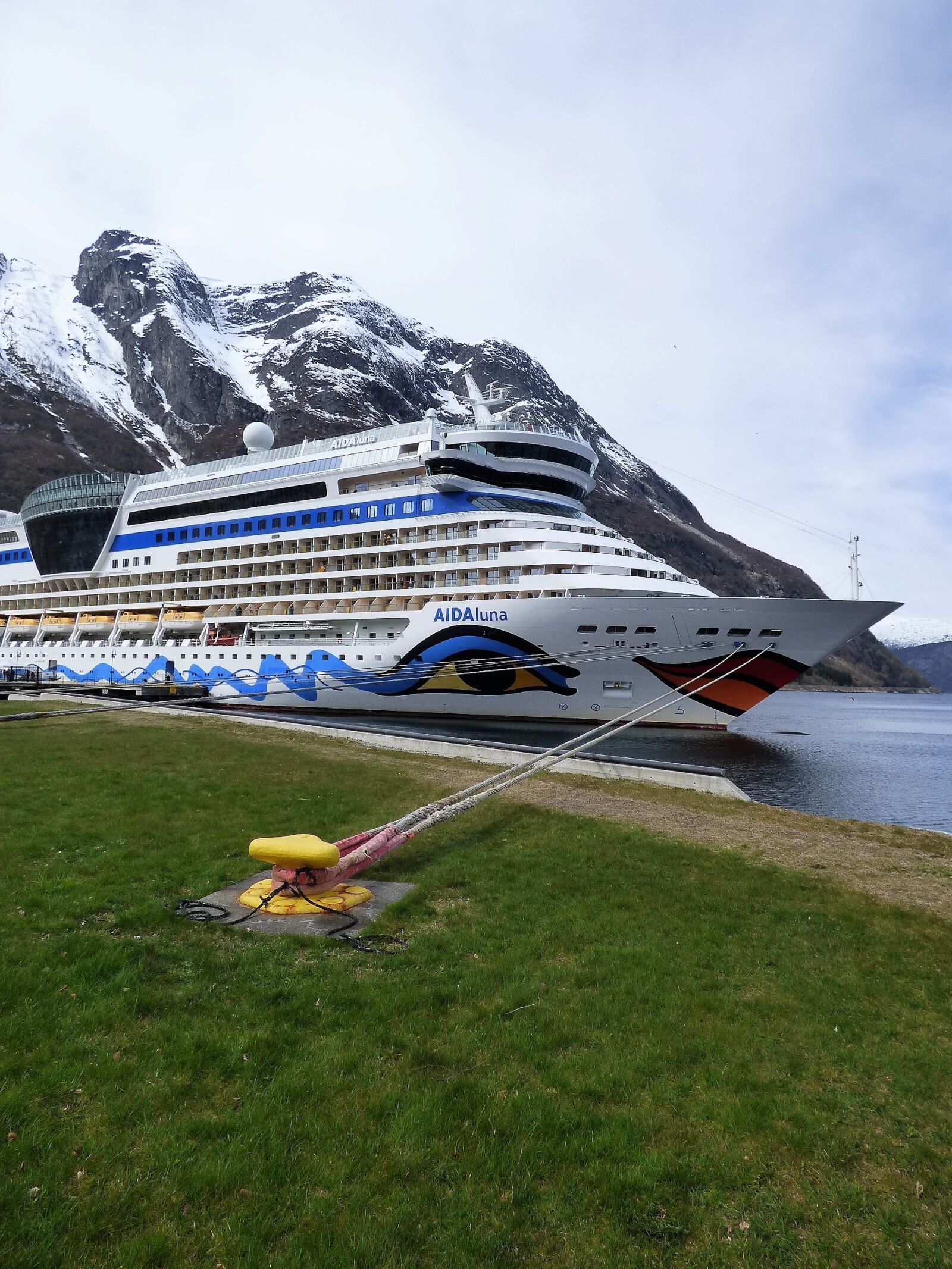 Panasonic DMC-FZ72 sample photo. Ship, scandinavia, norway photography