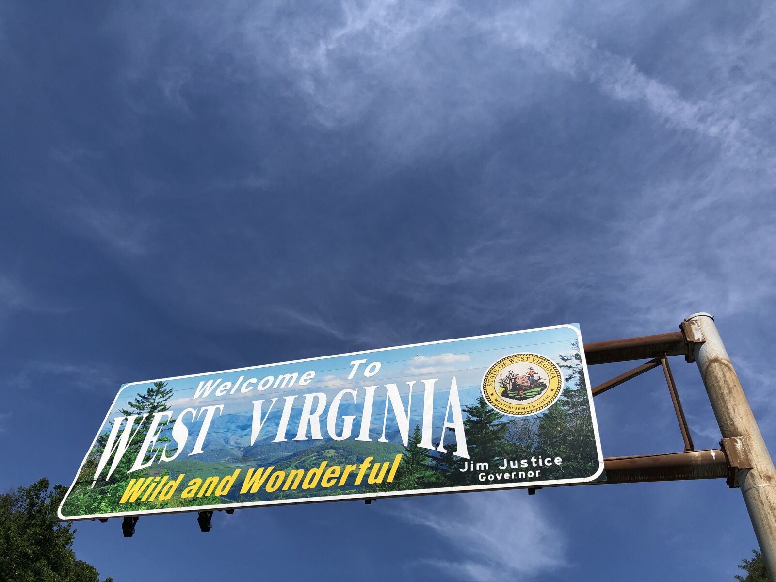 iPhone 8 Plus back dual camera 3.99mm f/1.8 sample photo. West virginia, sign, welcome photography