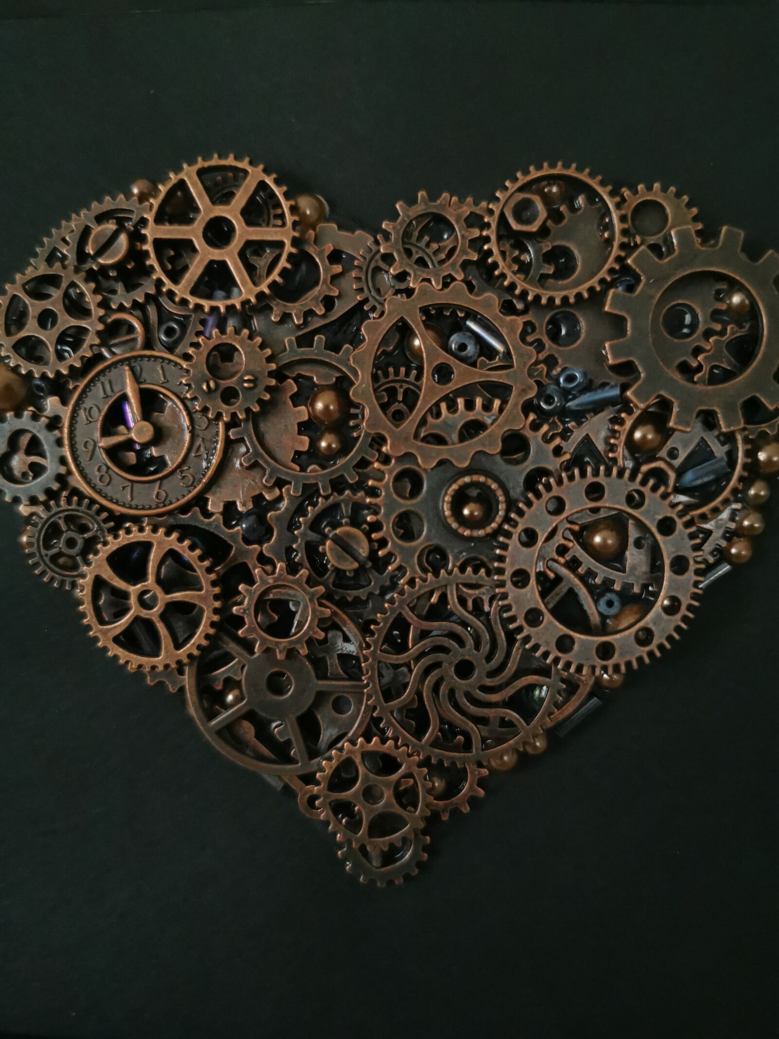 HUAWEI P30 Pro sample photo. Steampunk, mechanical heart, gear photography