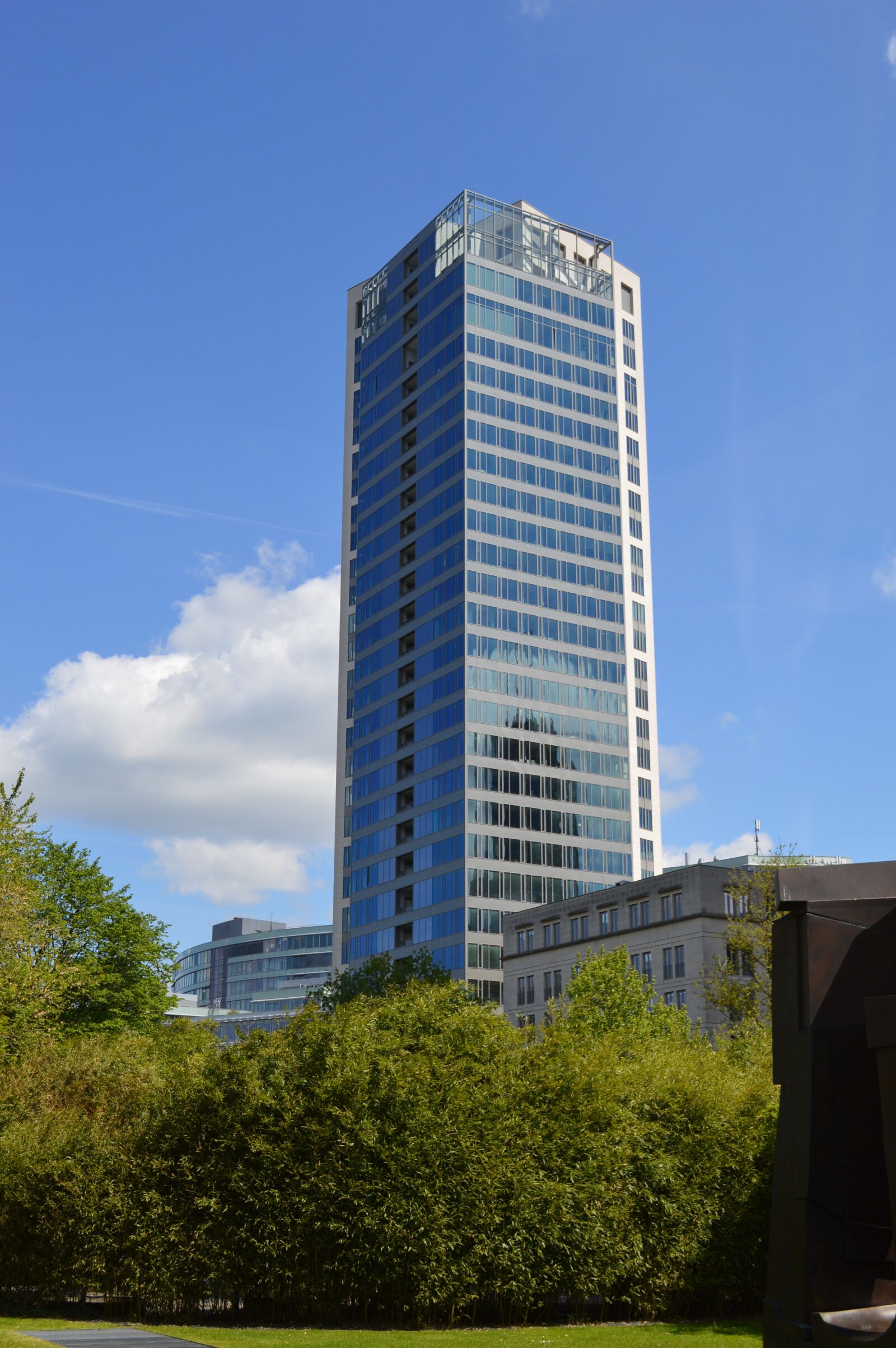 Nikon D3200 sample photo. Frankfurt, skyscraper, skyscrapers photography