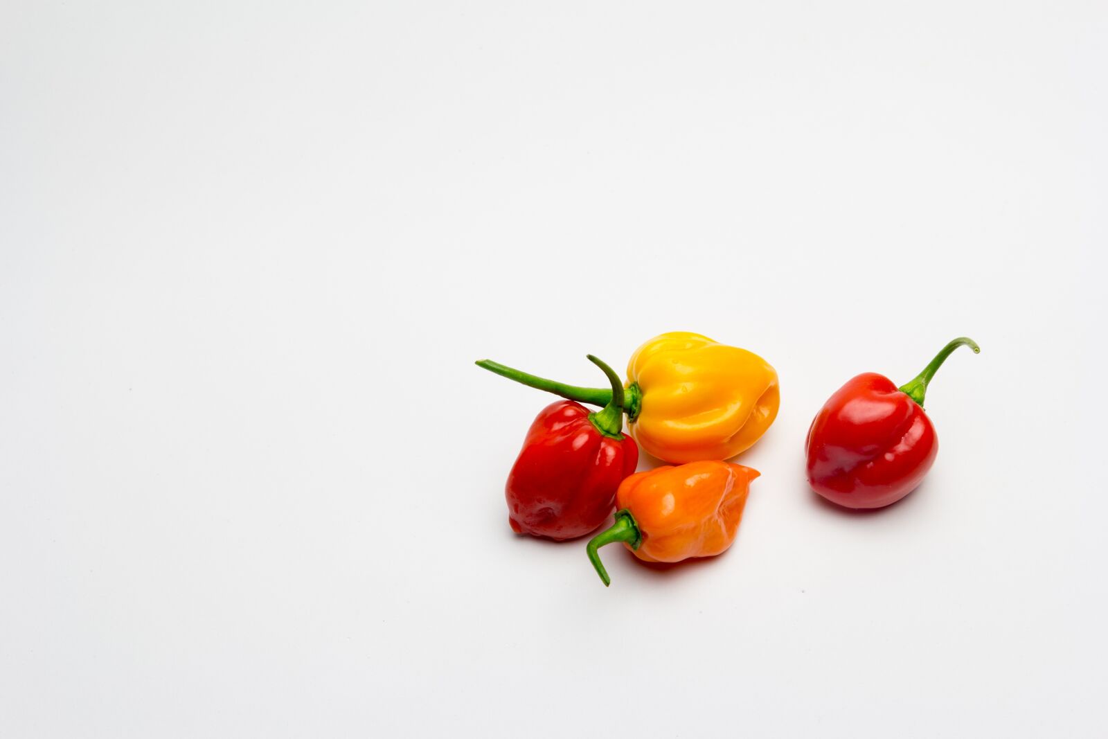 Canon EOS 60D sample photo. Peppers, habaneros, aji photography