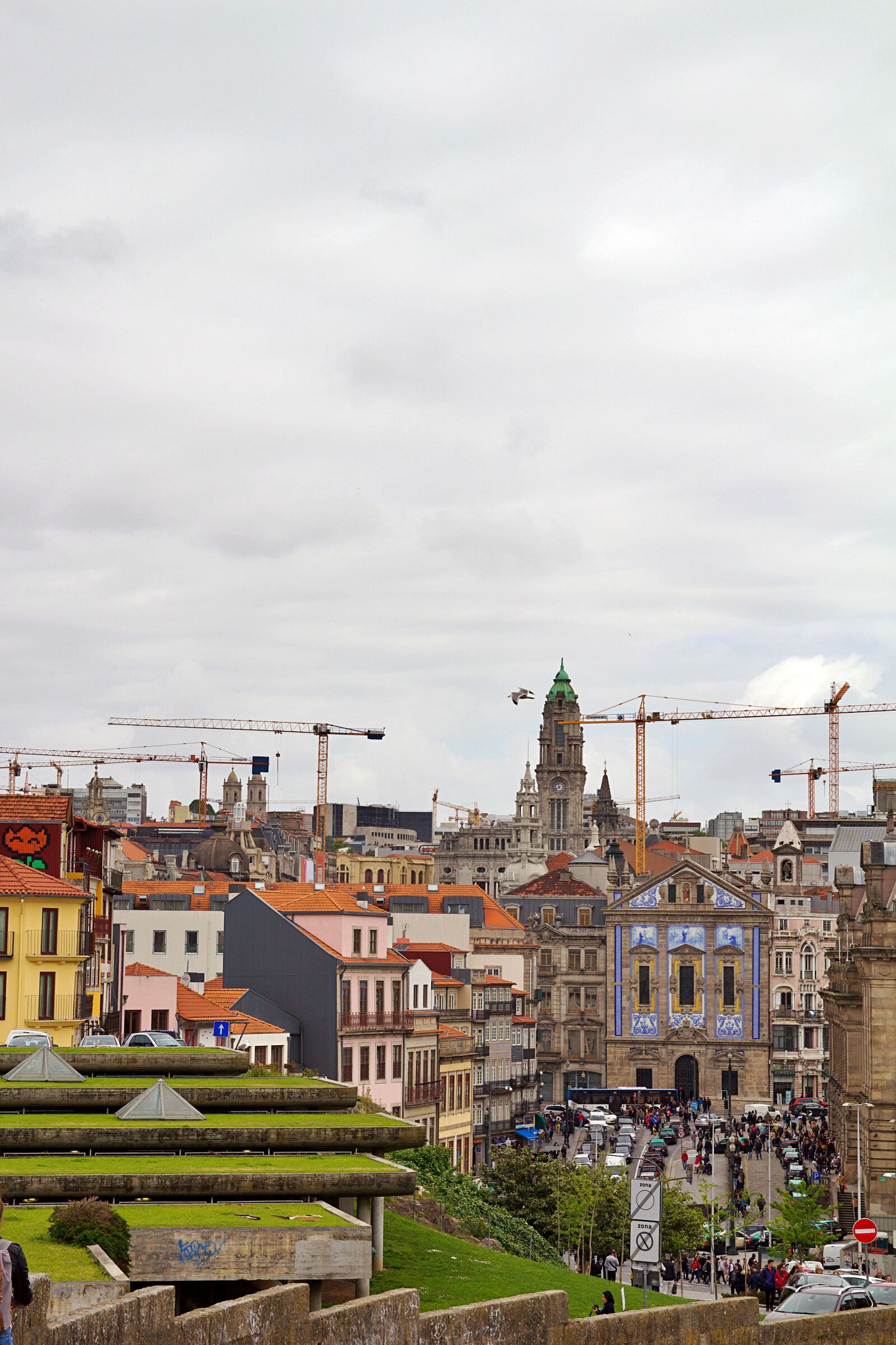 Canon EOS 600D (Rebel EOS T3i / EOS Kiss X5) sample photo. Portugal, architecture, city photography