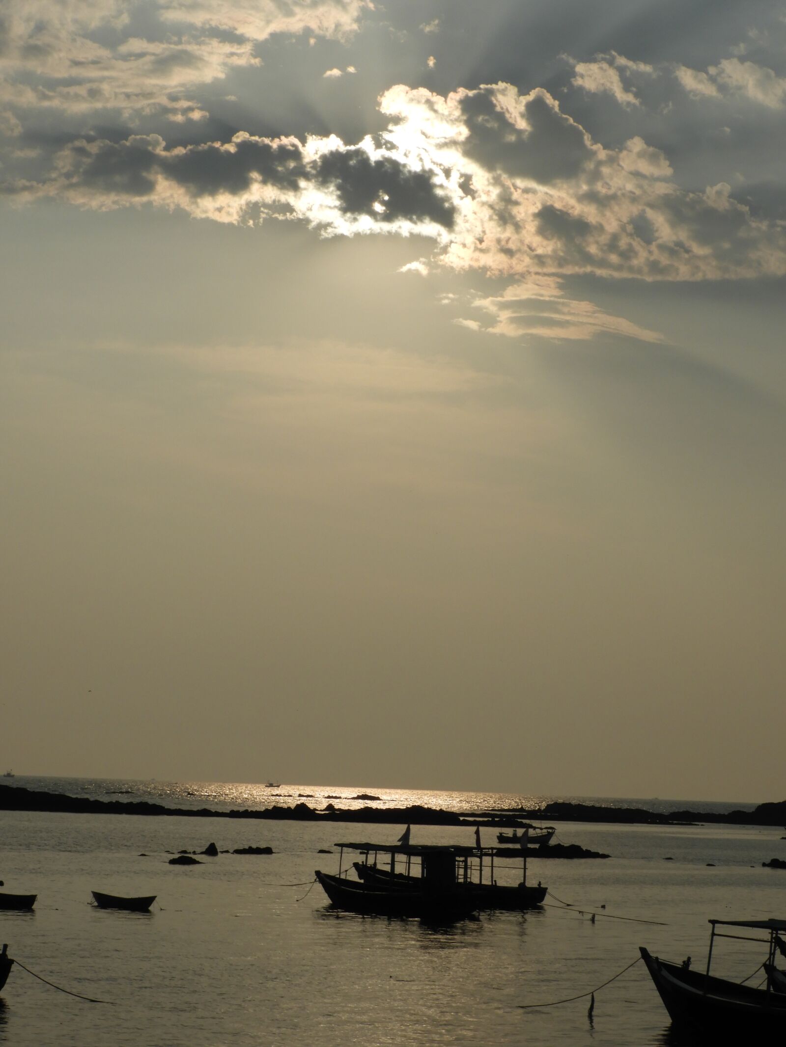 Nikon Coolpix B700 sample photo. Sunset, sea, nature photography