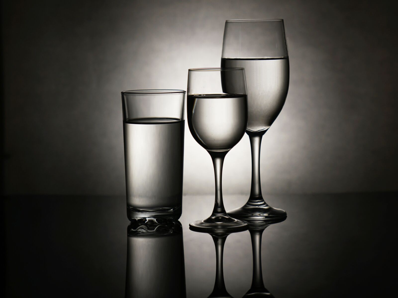 Sony a7R II + Sony FE 24-70mm F2.8 GM sample photo. Glass, cup, a glass photography