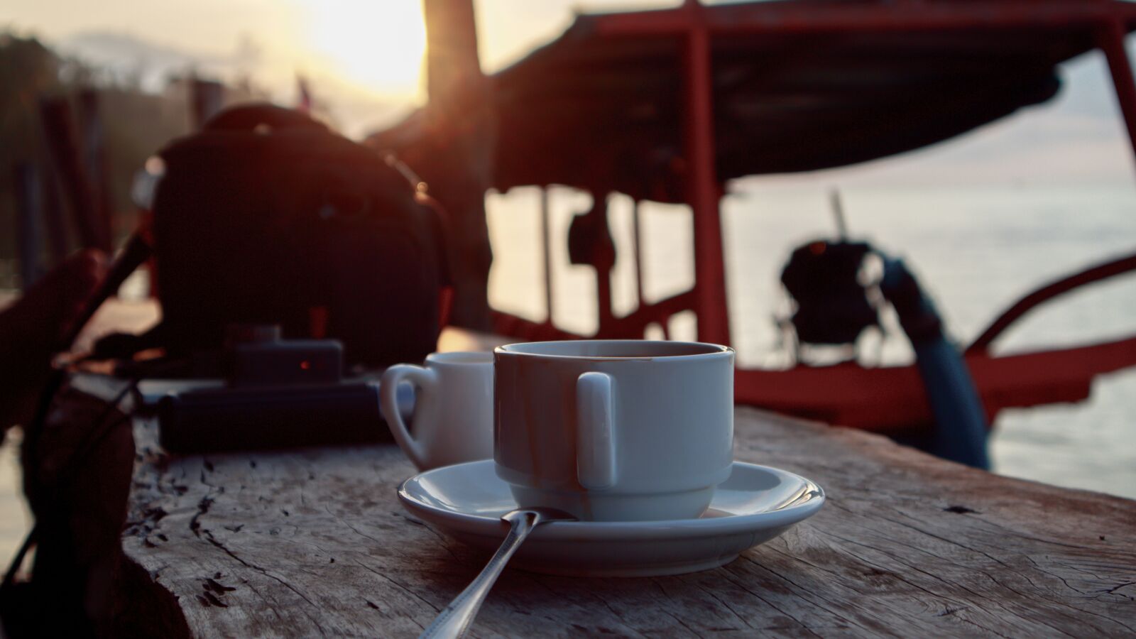 Canon EOS M3 + Canon EF-M 15-45mm F3.5-6.3 IS STM sample photo. Coffee, morning, sun photography
