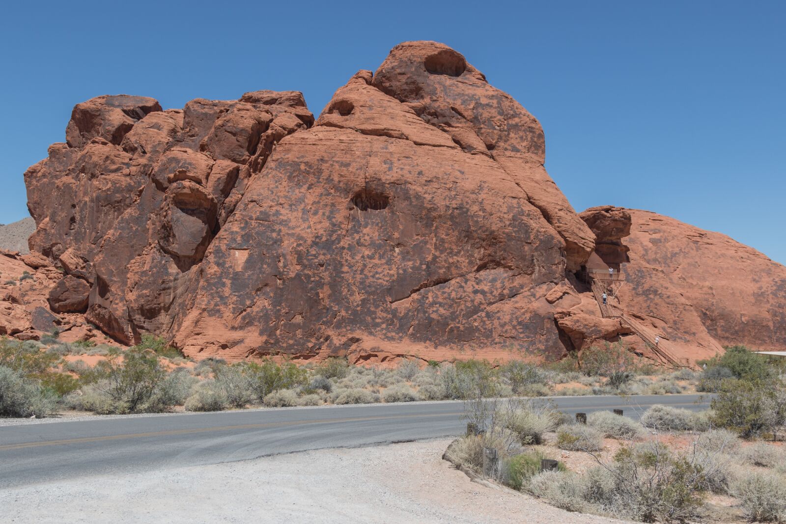 Canon EOS 7D Mark II + Canon EF 24-105mm F4L IS USM sample photo. Valley of fire, stone photography