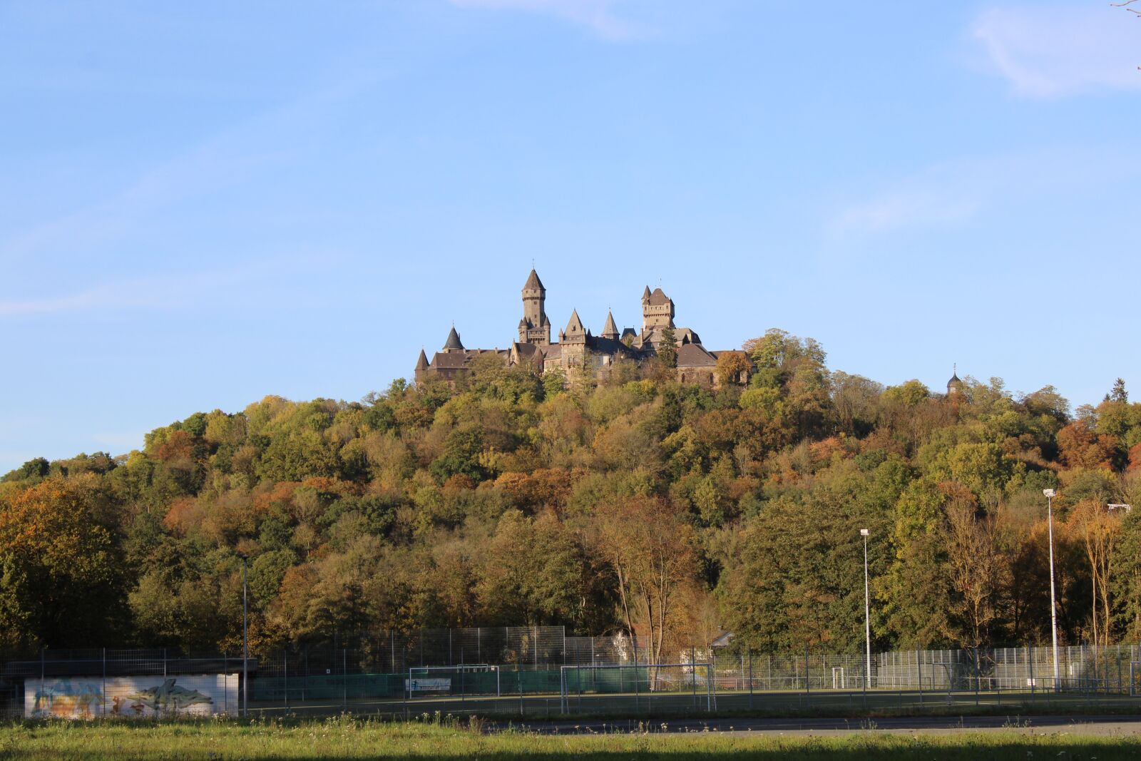 Canon EOS 2000D (EOS Rebel T7 / EOS Kiss X90 / EOS 1500D) sample photo. Braunfels, castle, hesse photography