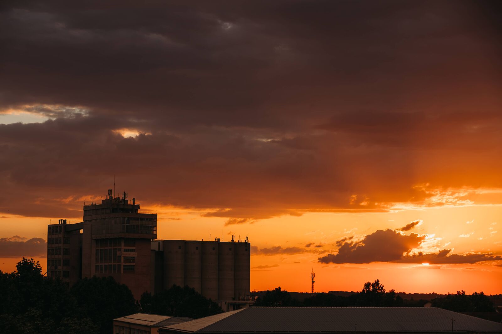 Canon EOS 5D Mark III sample photo. Buildings, clouds, silhouette, silo photography
