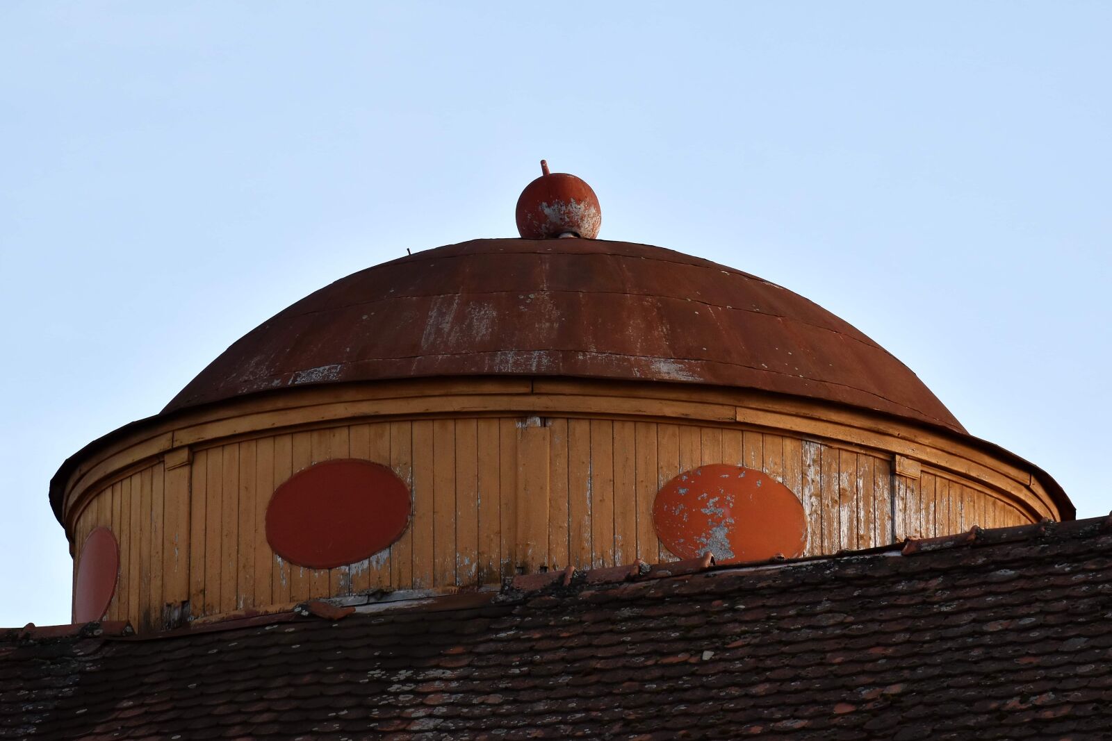 Nikon D5500 sample photo. Abandoned, architectural style, blue photography